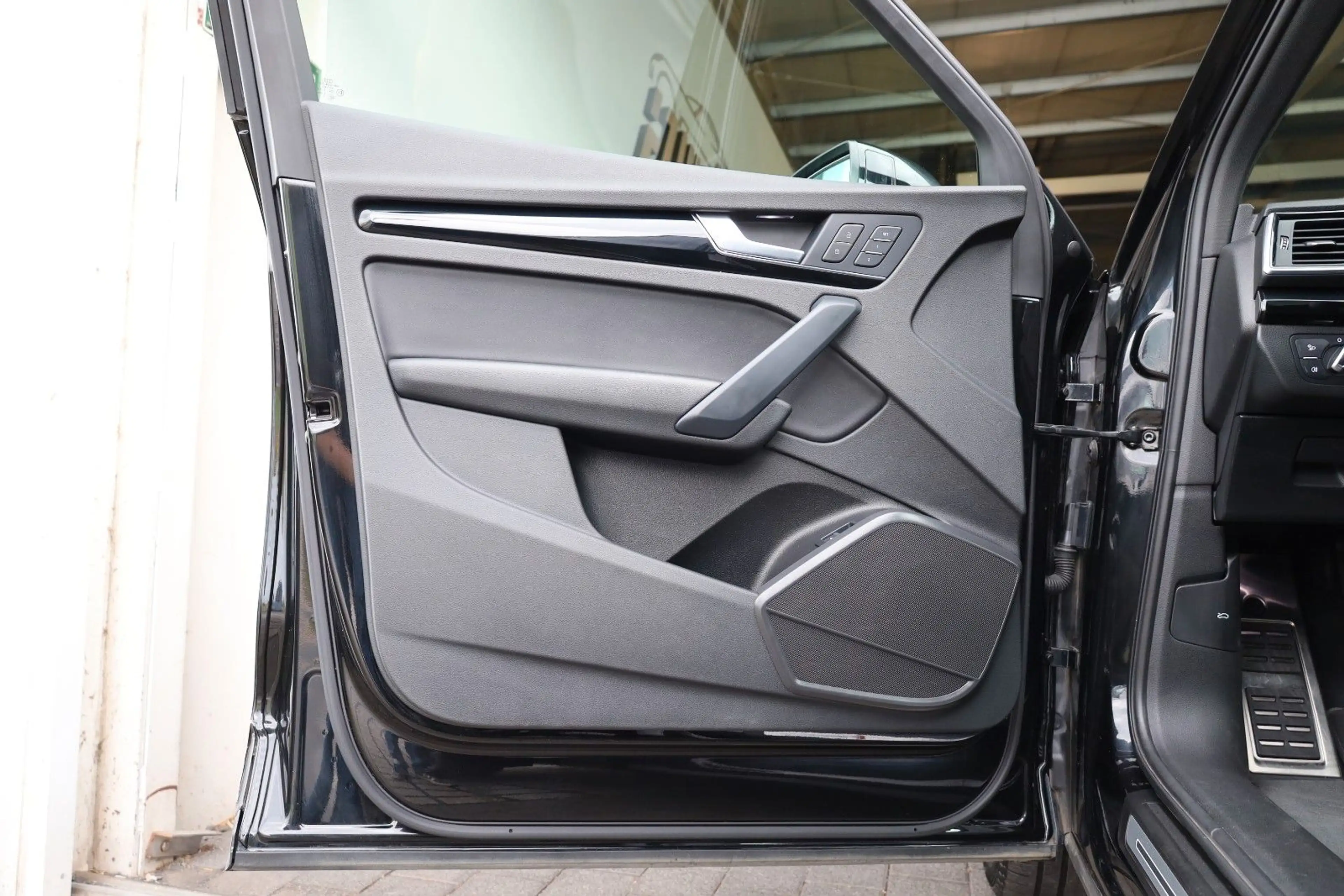 Audi Q5 45 TFSI S tronic quattro/PANO/SHZ/LHZ/TTW/R20 — photo 10