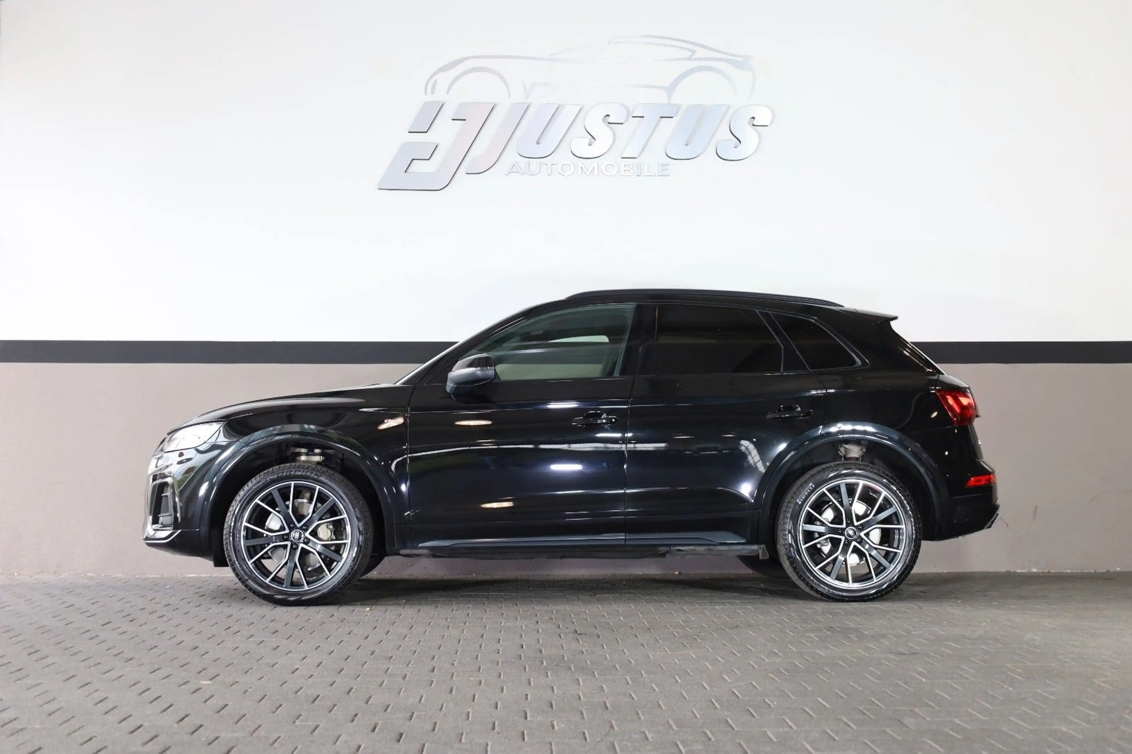 Audi Q5 45 TFSI S tronic quattro/PANO/SHZ/LHZ/TTW/R20 — photo 3