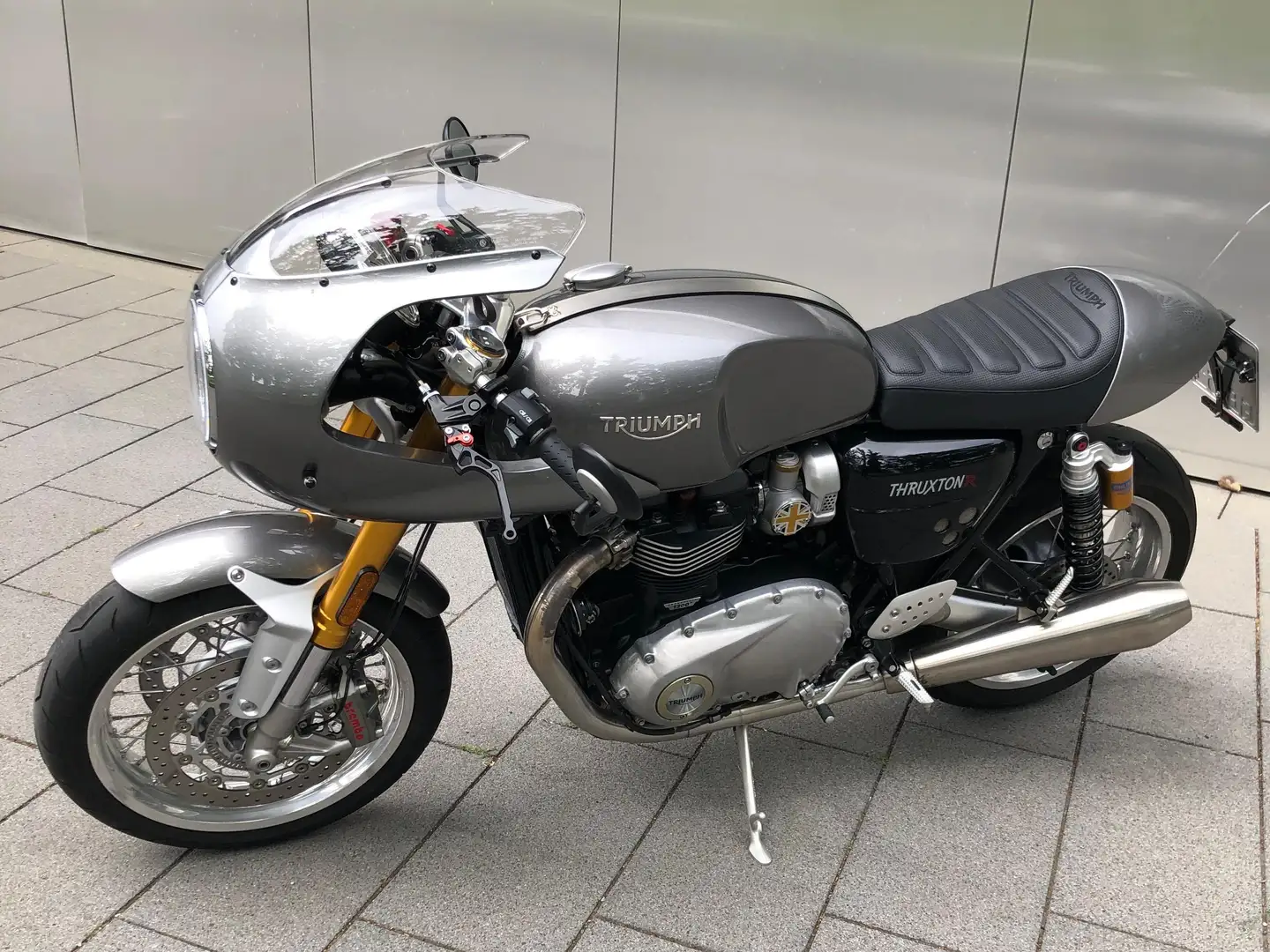 Triumph Bonneville T120 1200 R -TÜV+SERVICE NEU- wenig Kilometer Argent - 1