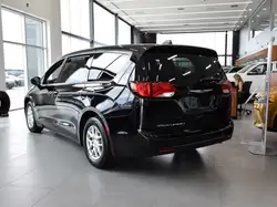Chrysler Grand Caravan 2025
