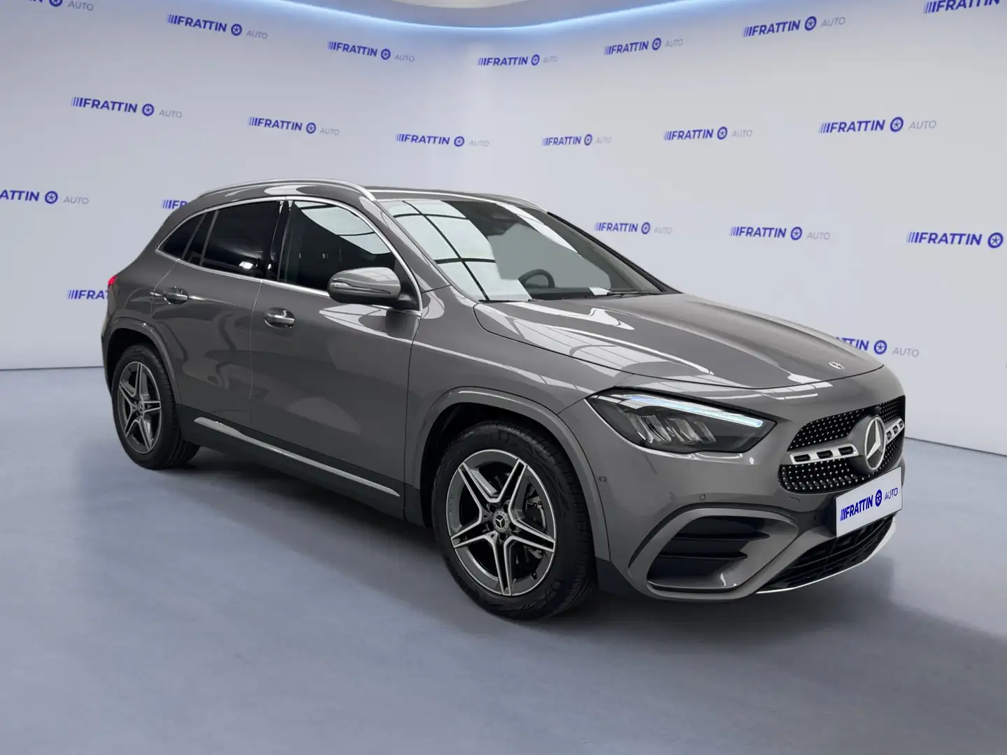Mercedes-Benz GLA 200 200 d Automatic AMG Line Advanced Plus Grigio - 2