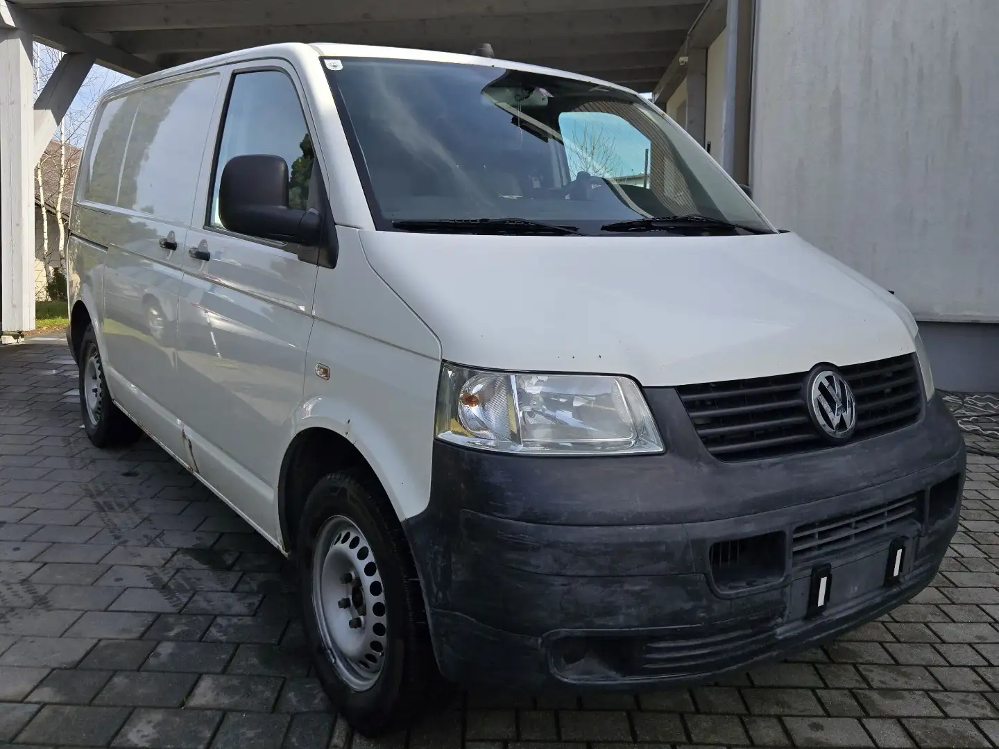 Volkswagen T5 - 1
