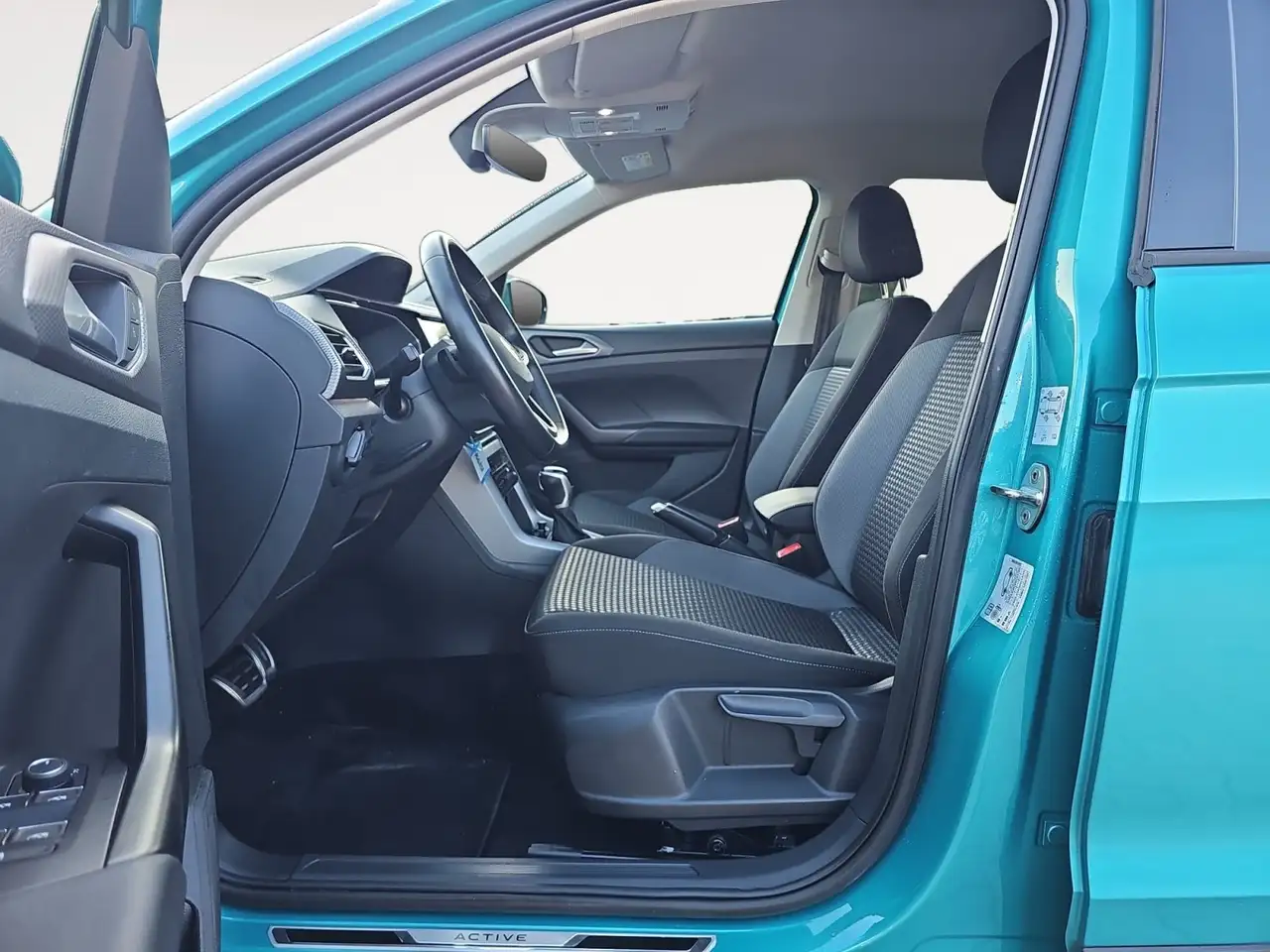 Volkswagen T-Cross 1.0 TSI Active 2xKlima ACC AUT KlimaA LM, миниатюра 8