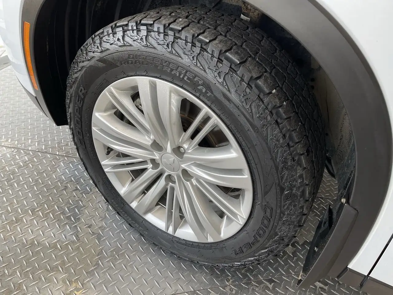 Mitsubishi Outlander снимка Mitsubishi Outlander