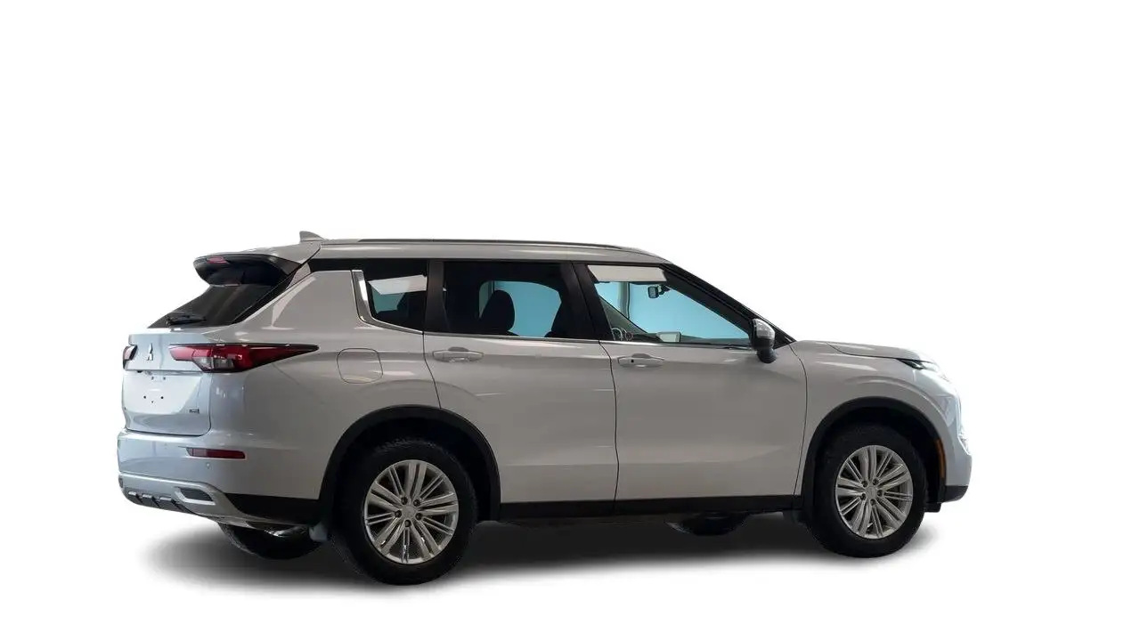 Mitsubishi Outlander снимка Mitsubishi Outlander