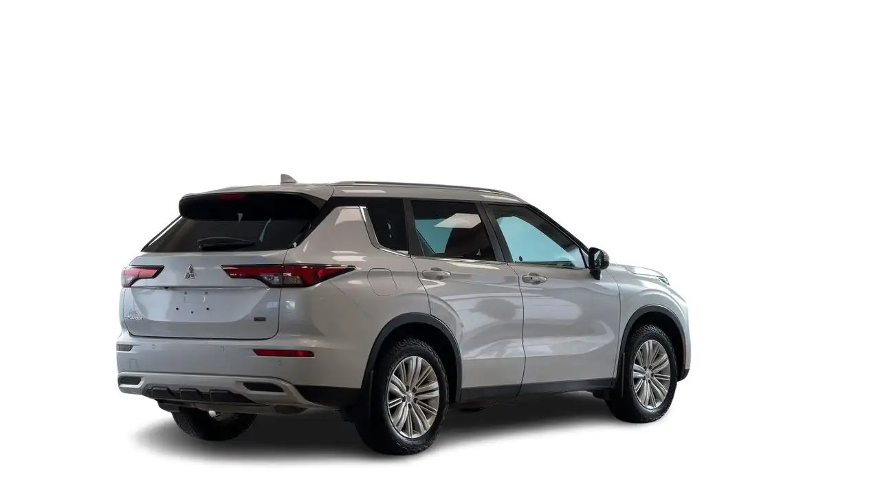 Mitsubishi Outlander снимка Mitsubishi Outlander