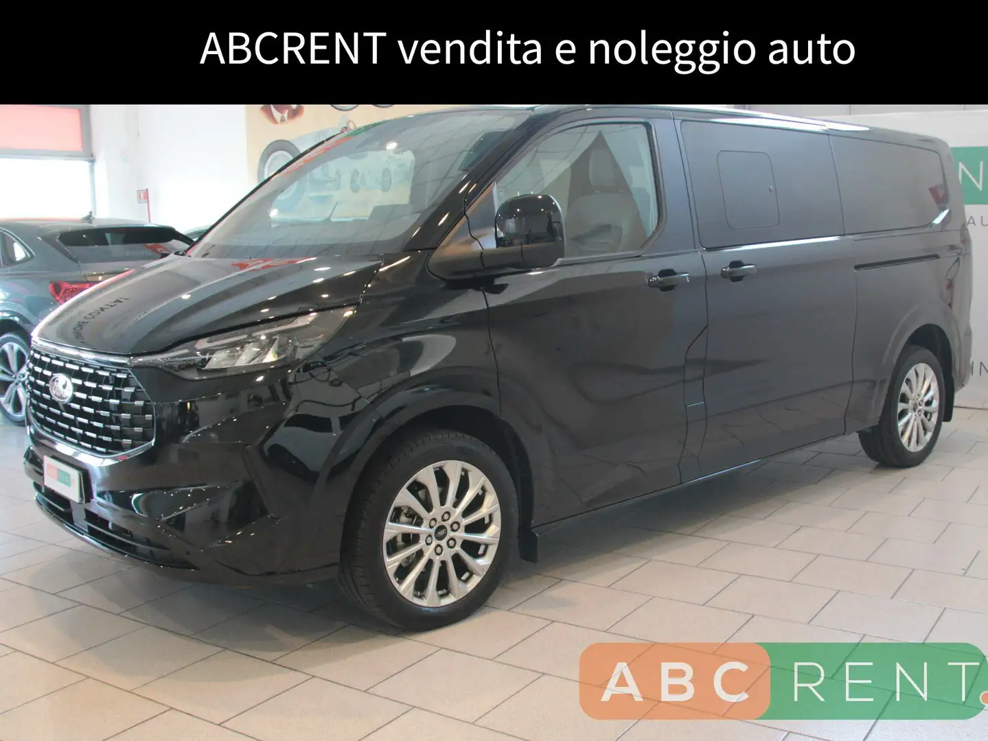 Ford Tourneo Custom Tourneo Custom 320 2.0 EcoBlue 136CV PL Titanium Nero - 1