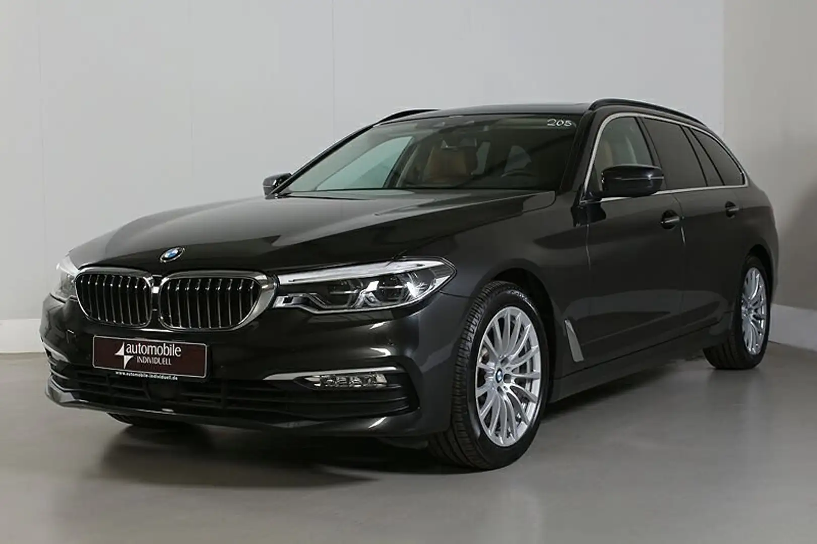 BMW 520 d AT LED Live Cockpit Professional HuD Gris - 2