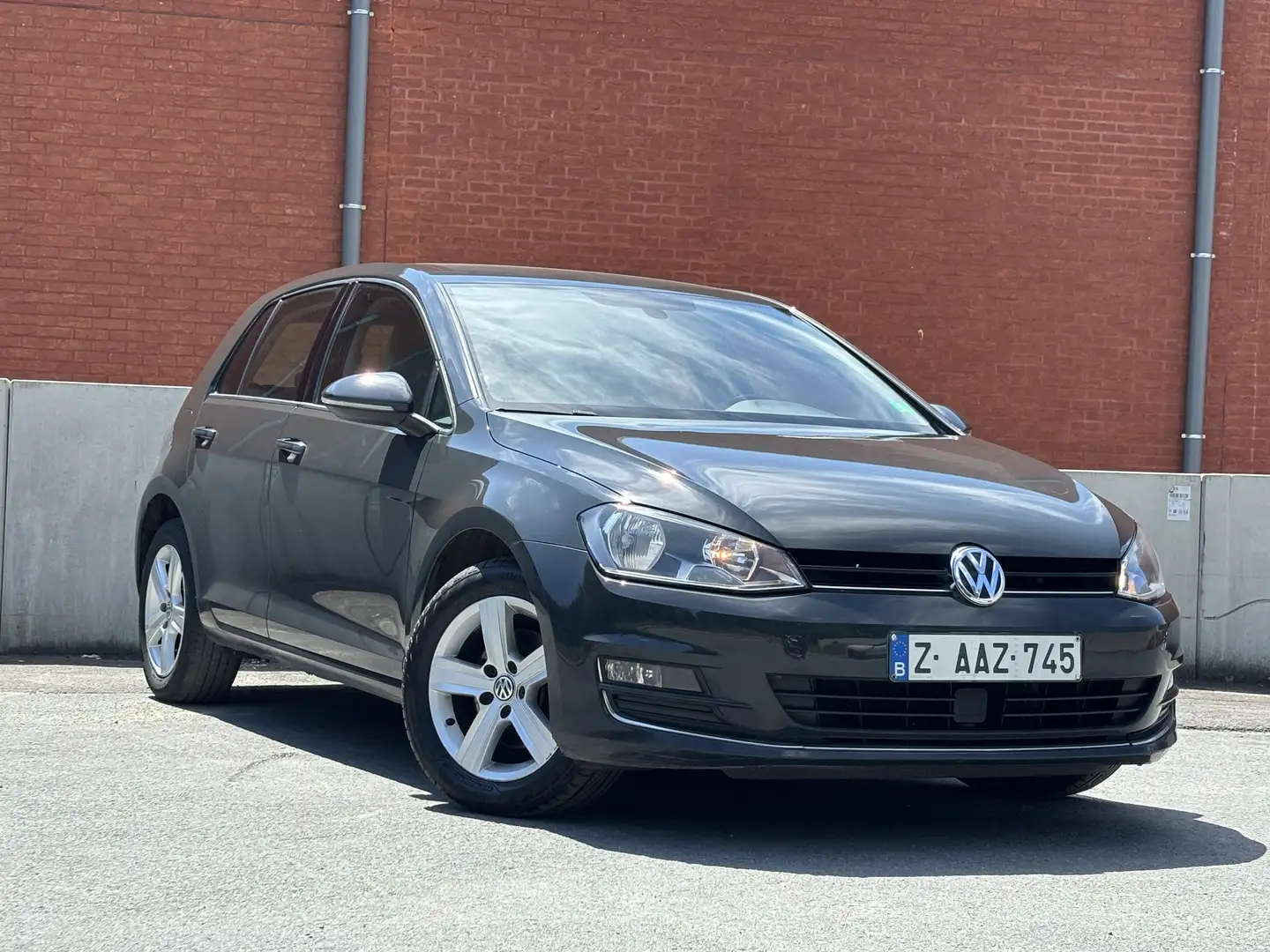 Volkswagen Golf 1.2 TSI Highline - 1