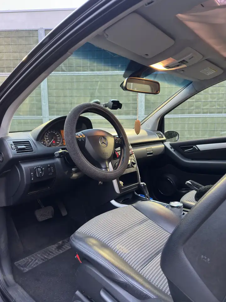 Mercedes-Benz A 170