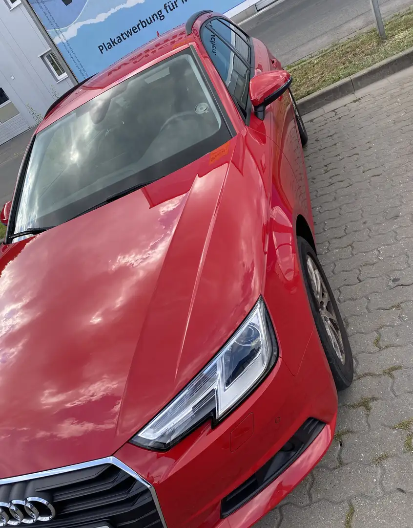 Audi A4 Avant 40 TDI S tronic - 1