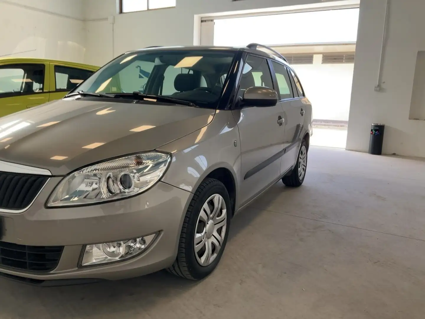 Skoda Fabia Fabia 1.2 12V 70CV Wagon Style Grigio - 1