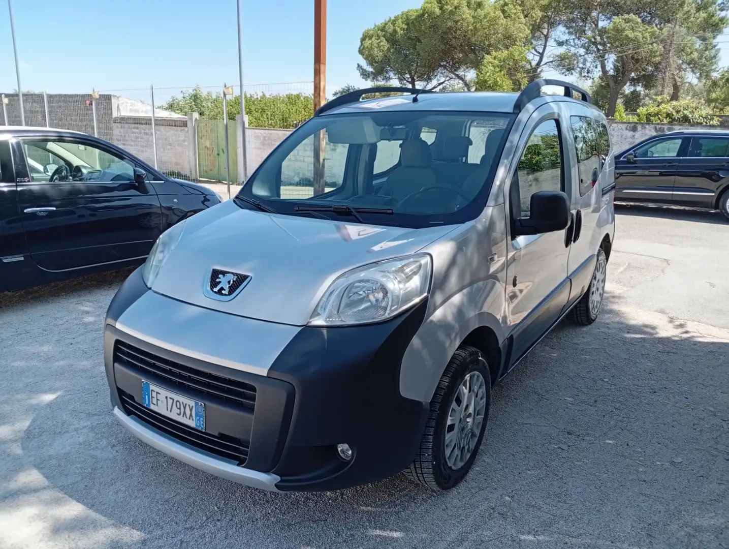 Peugeot Bipper Tepee 1.4 HDi 70CV Premium Grigio - 1