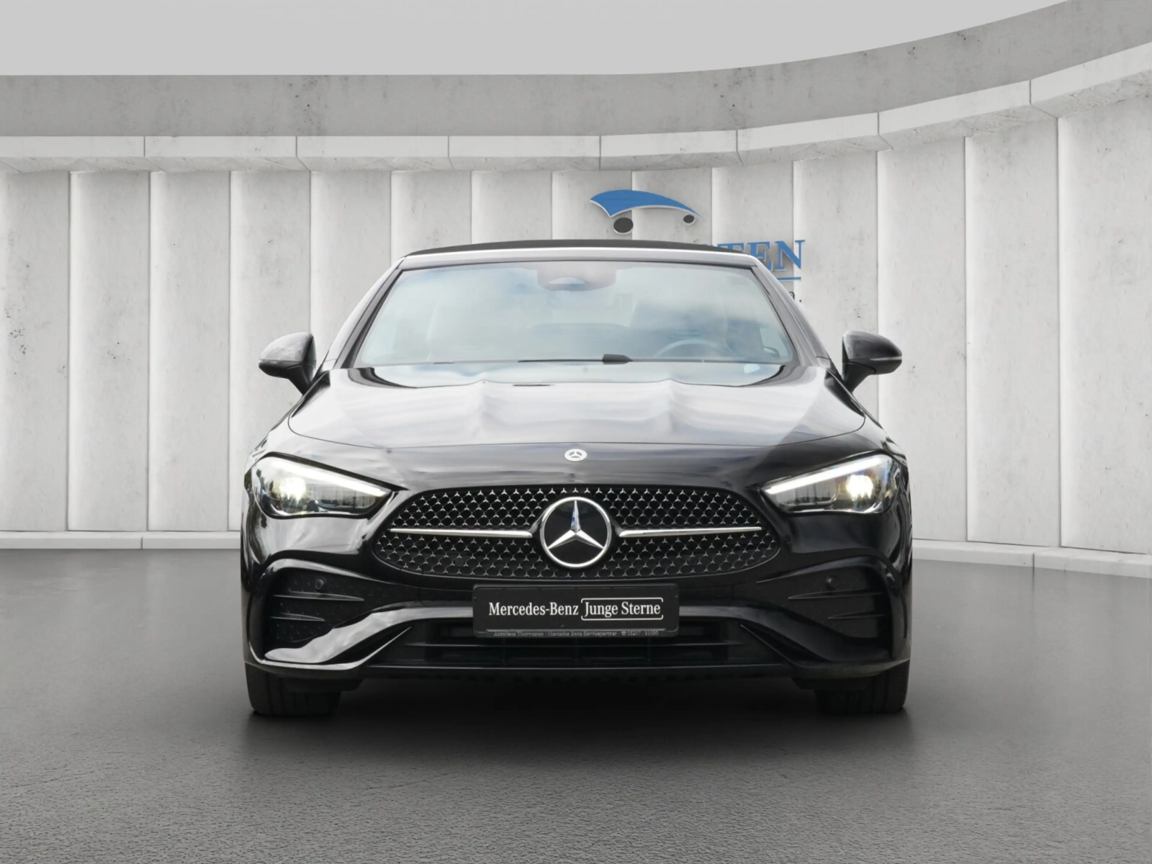 Mercedes-Benz CLE 220 CLE 220 d Cabriolet AMG Line Advanced Plus Night — photo 2