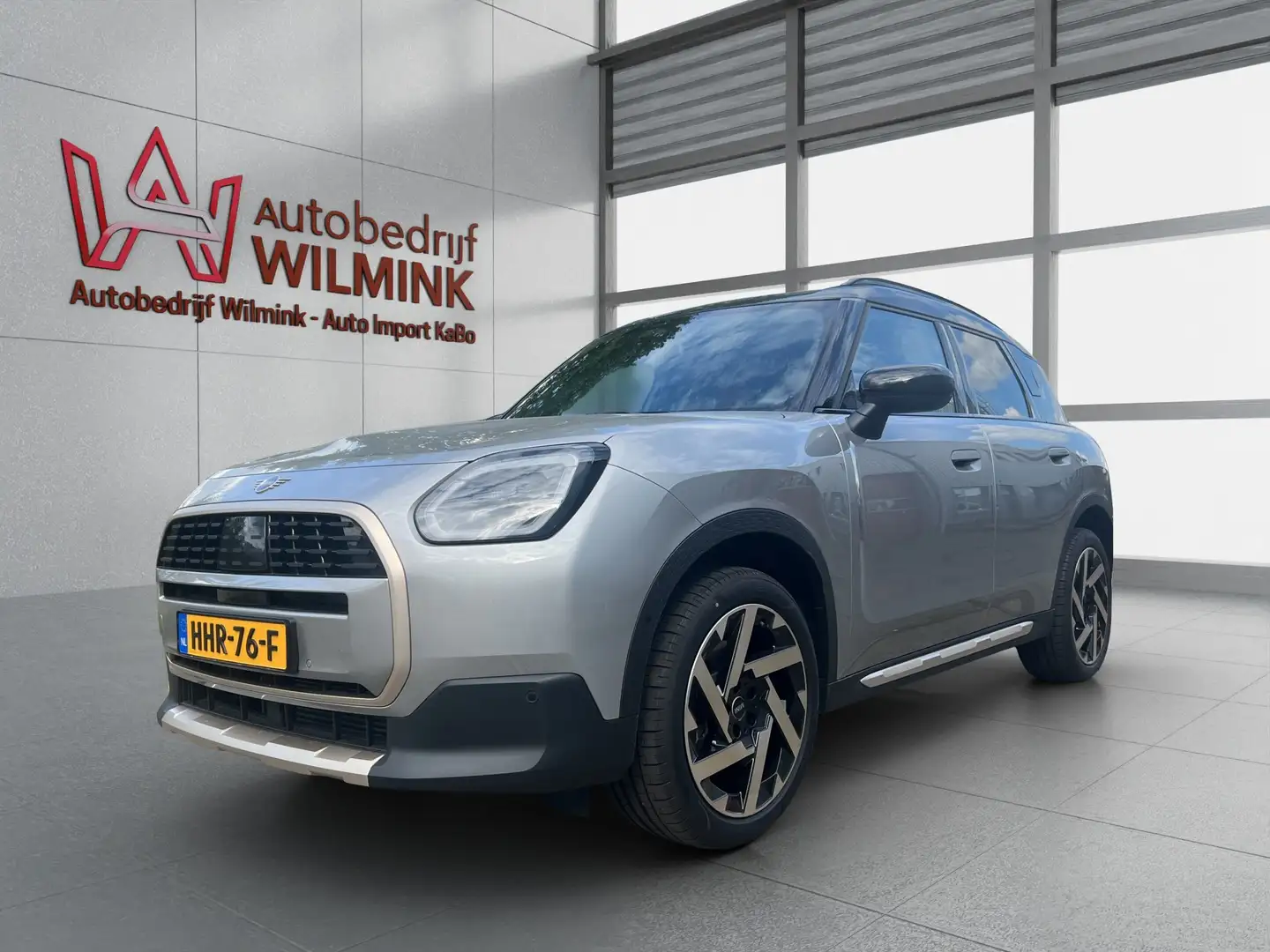 MINI Countryman C 1.5 170pk Favoured M I Pano I HUD I Leer I Cruise Grijs - 1