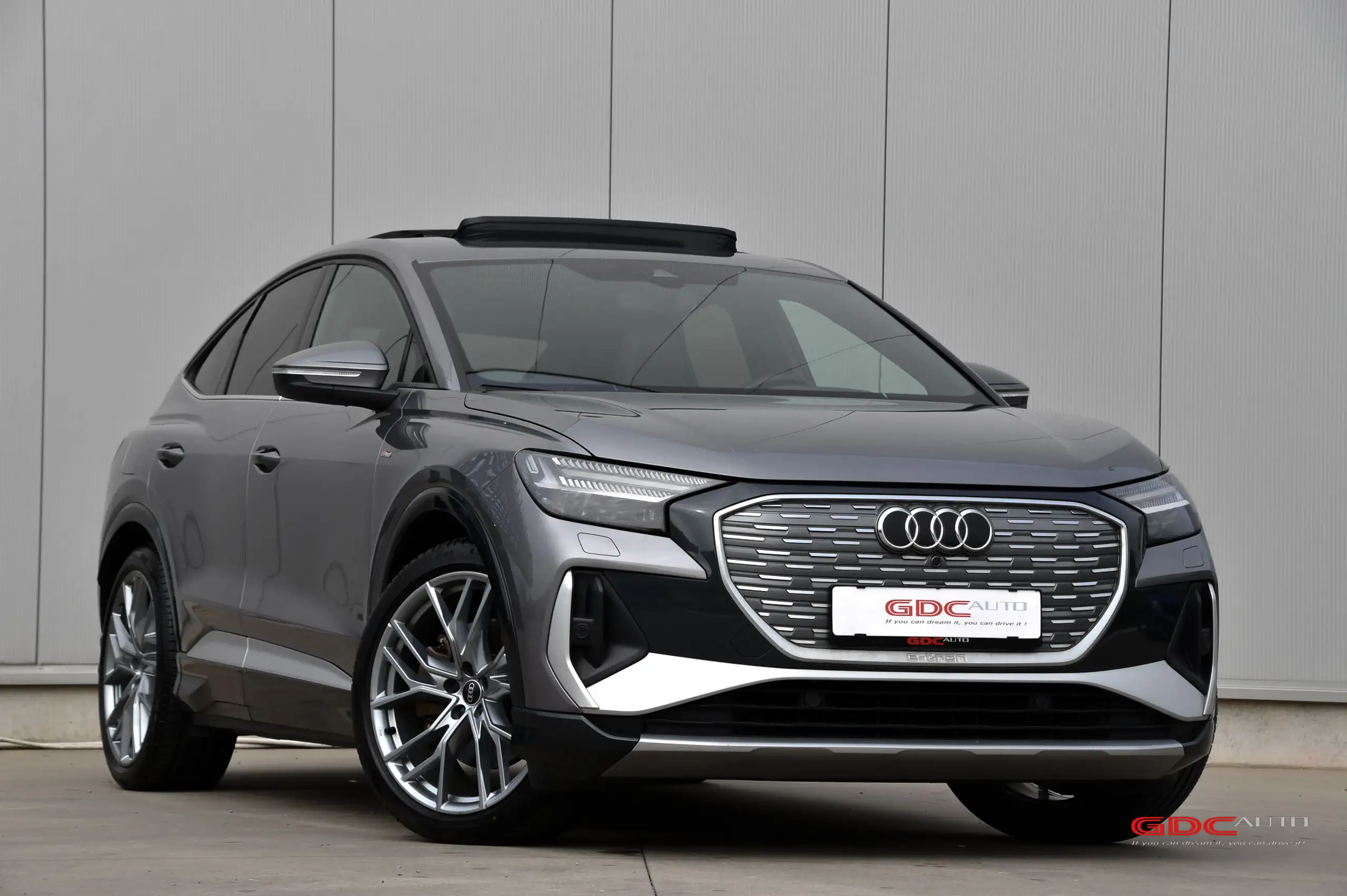 Audi Q4 e-tron 2023