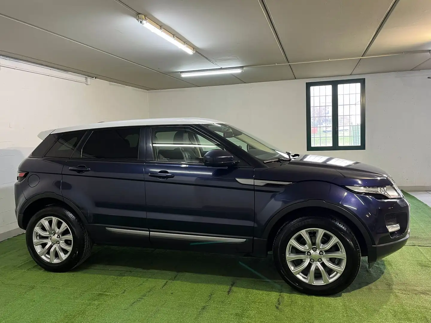 Land Rover Range Rover Evoque Range Rover Evoque 5p 2.2 td4 Prestige 150cv Blauw - 1