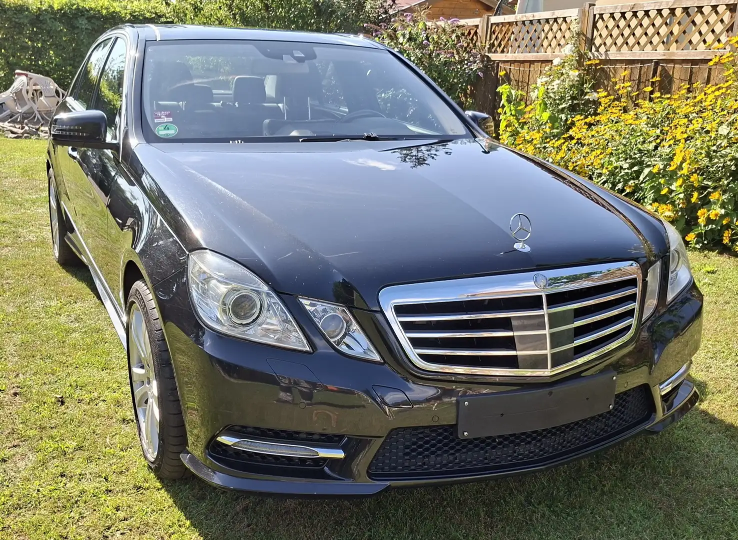Mercedes-Benz E 350 E 350 DPF BlueTEC 7G-TRONIC Avantgarde Schwarz - 1