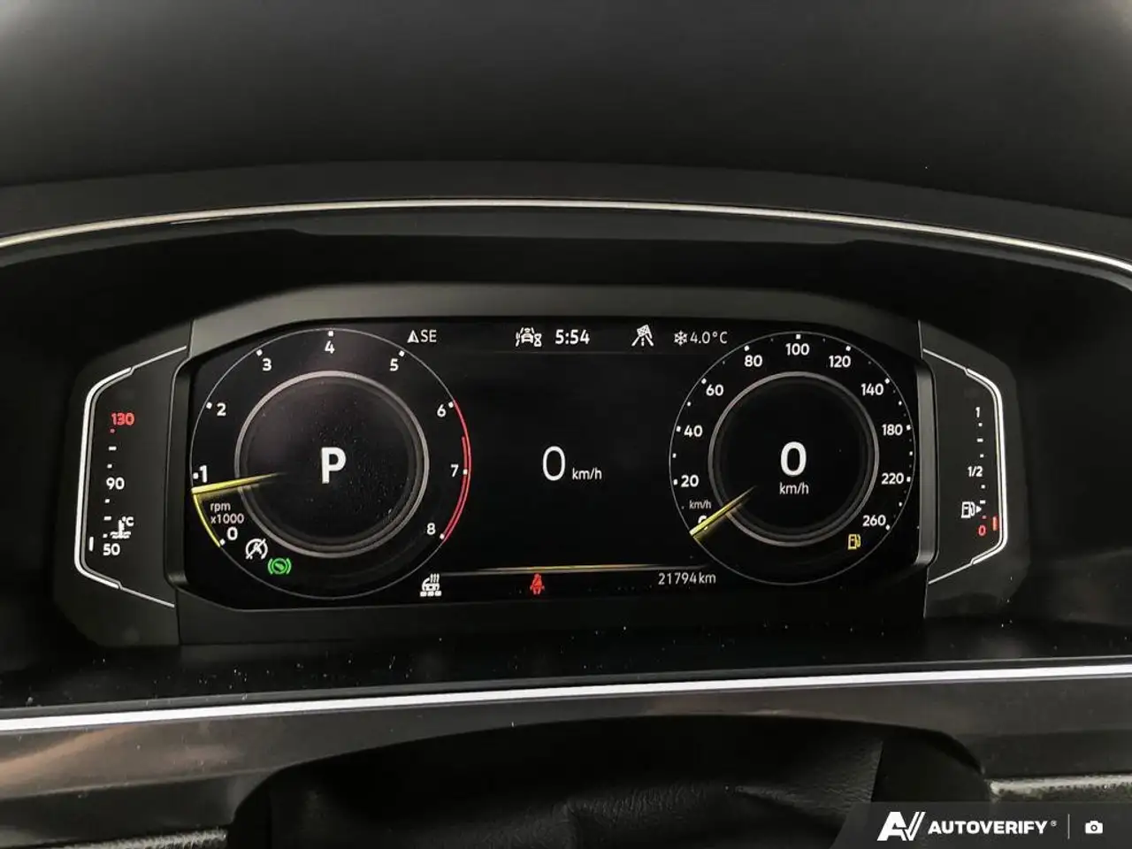 Volkswagen Tiguan снимка Volkswagen Tiguan