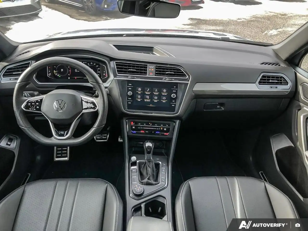 Volkswagen Tiguan снимка Volkswagen Tiguan