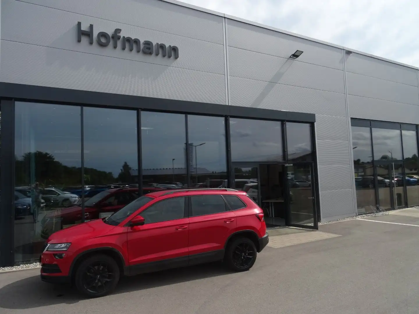 Skoda Karoq Style, Klima, SHZ, Navi, PDC, LED Rouge - 1