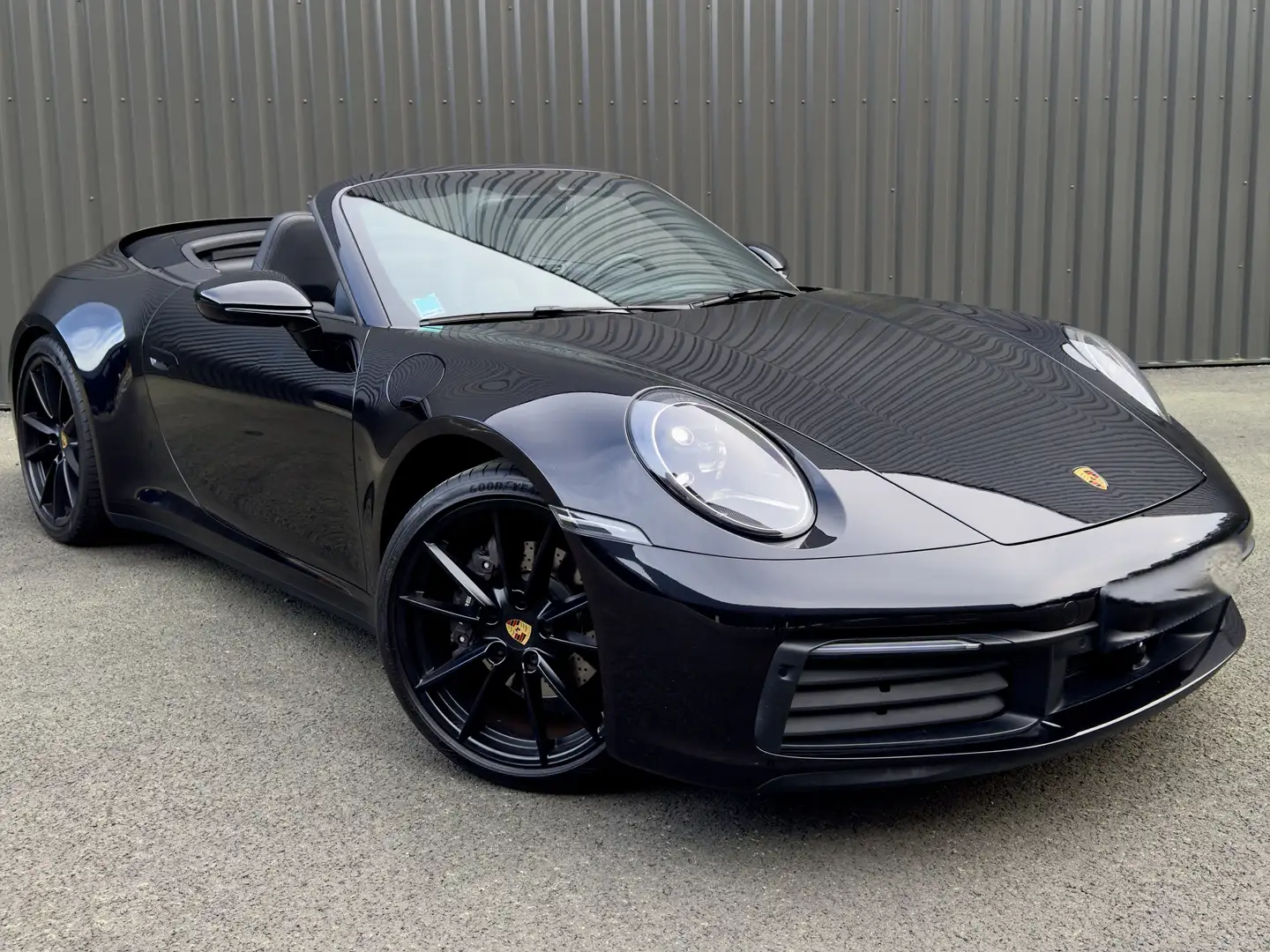 Porsche 992 911 Carrera 4 Cabriolet 3.0i 385 PDK Noir - 1