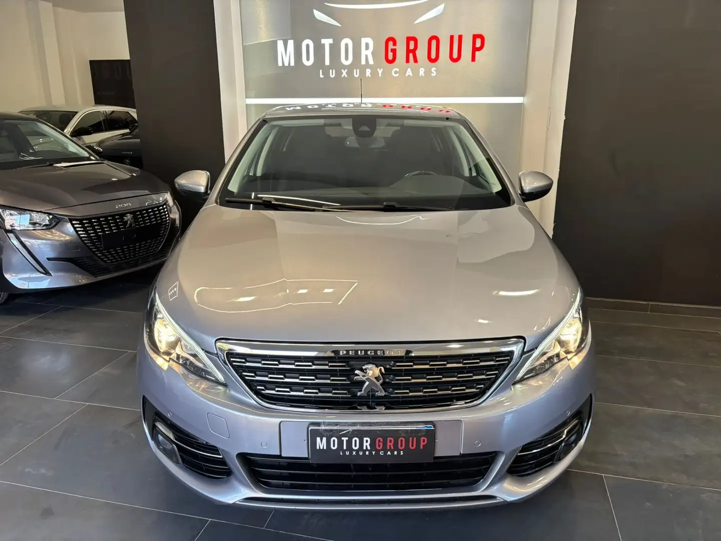 Peugeot 308 1.2 PureTech Turbo 130 S&S Allure Argent - 2