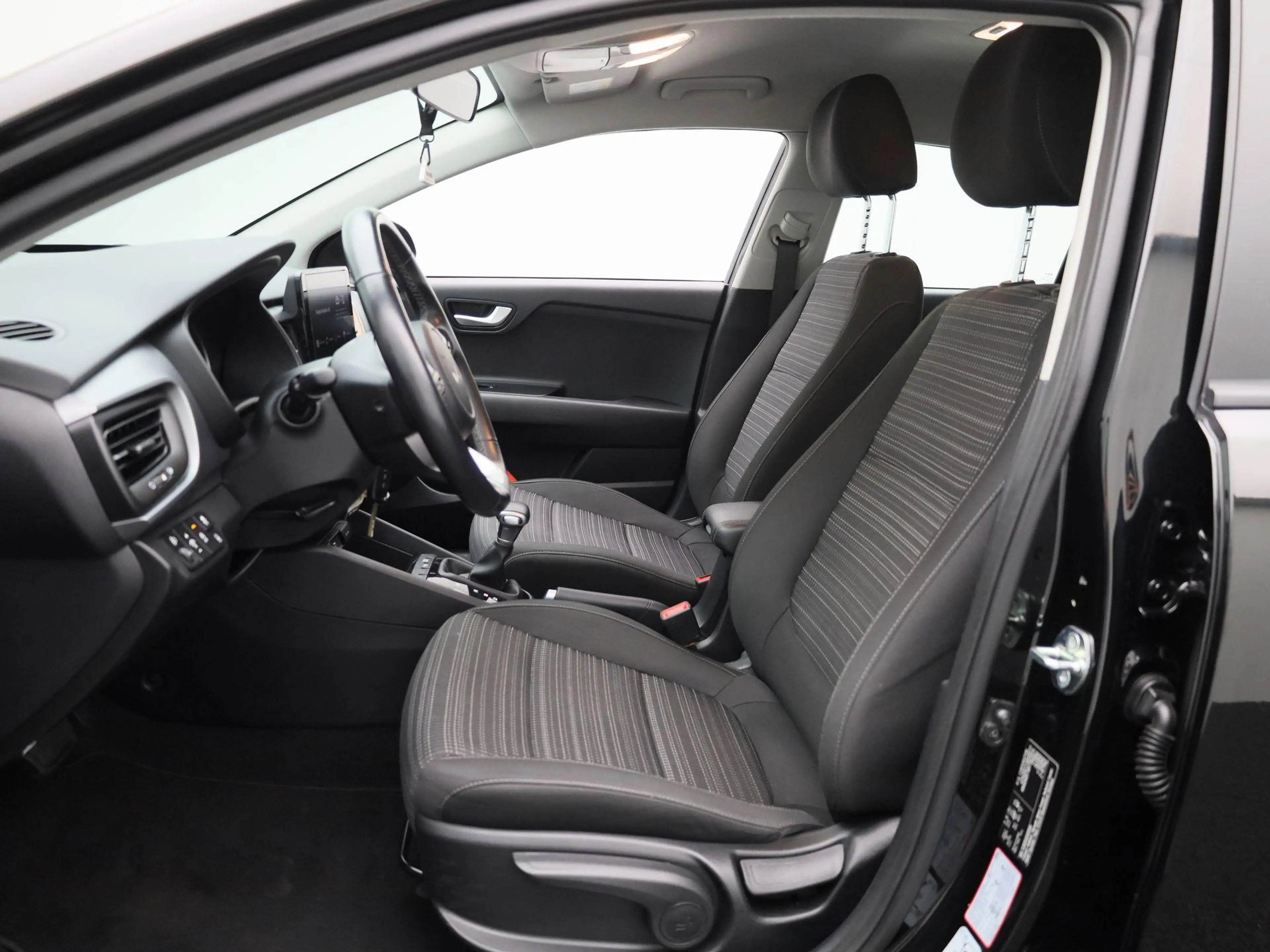 Kia Stonic 1.0 T-GDi MHEV DynamicLine | APPLE CARPLAY | AIRCO — photo 10