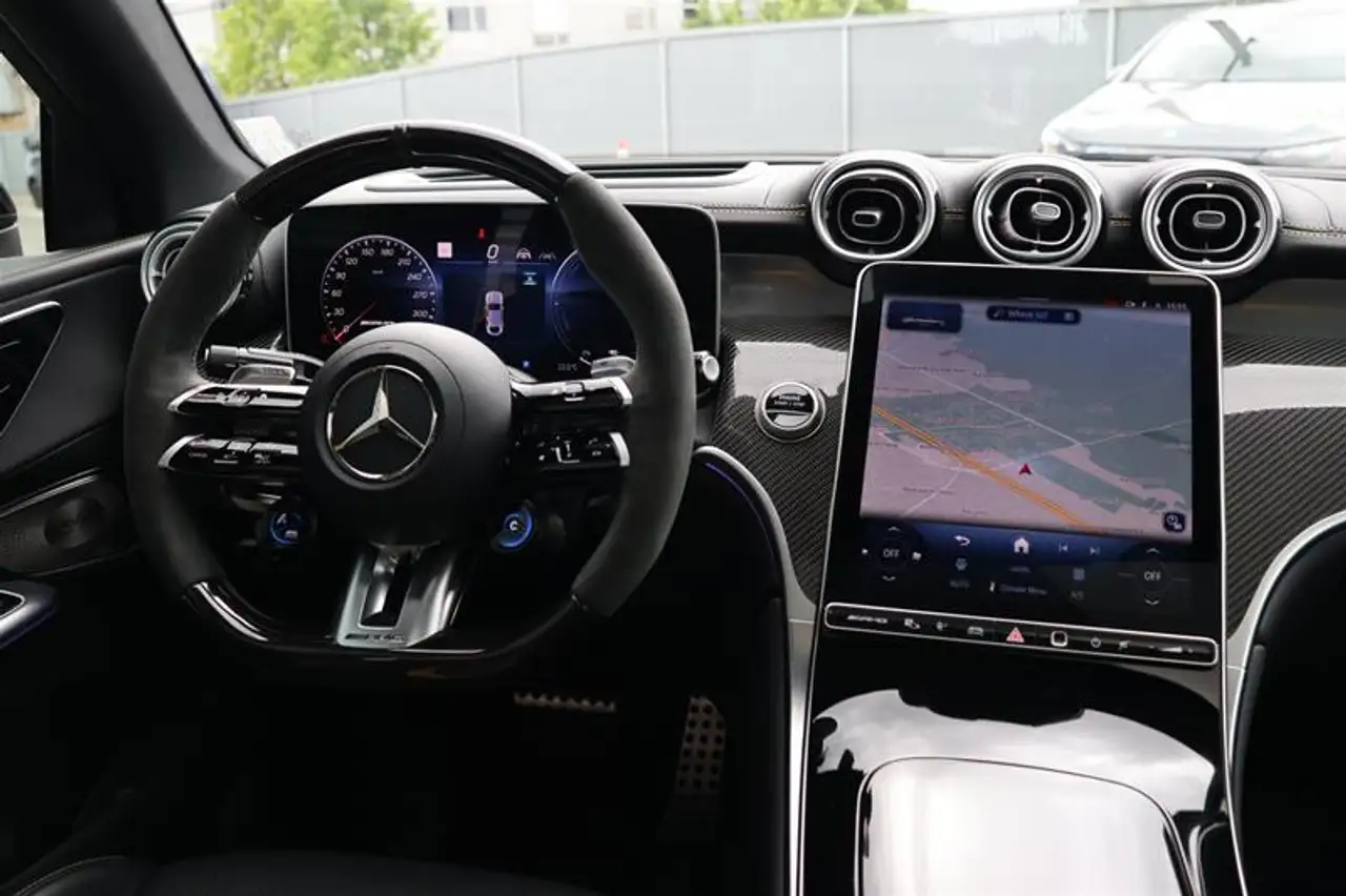 Mercedes-Benz GLC снимка Mercedes-Benz GLC