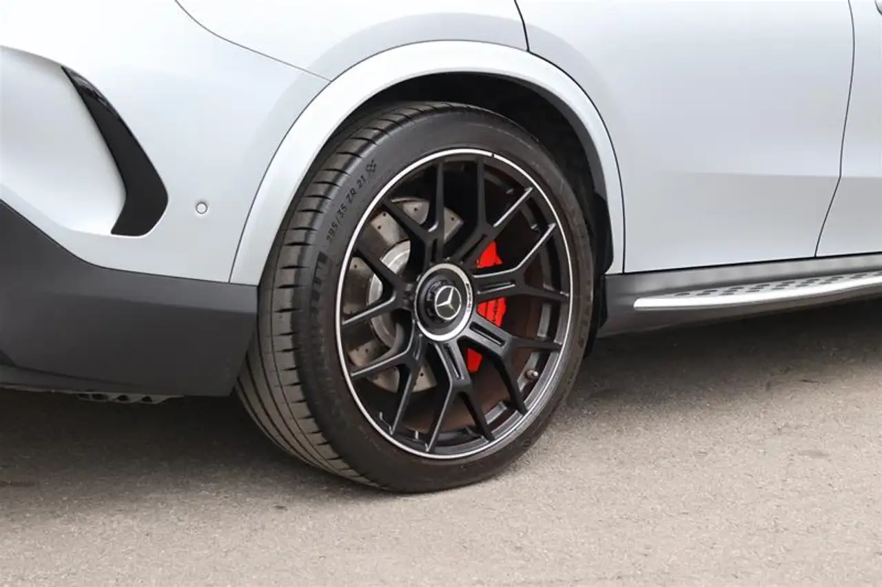 Mercedes-Benz GLC снимка Mercedes-Benz GLC