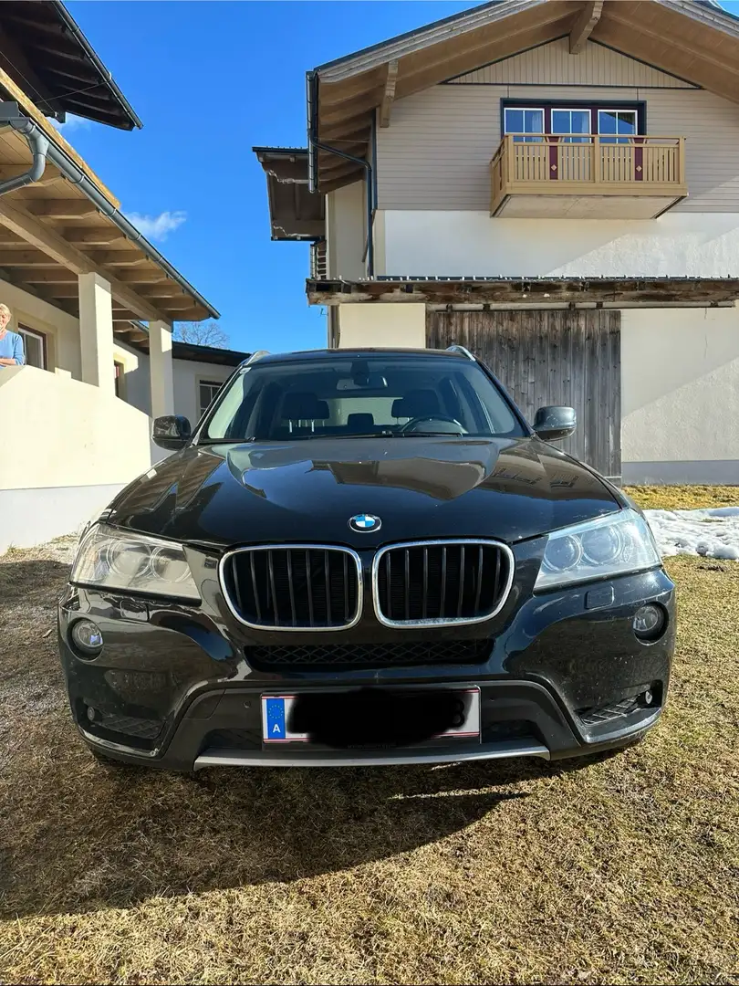 BMW X3 xDrive20d Aut. Fekete - 1