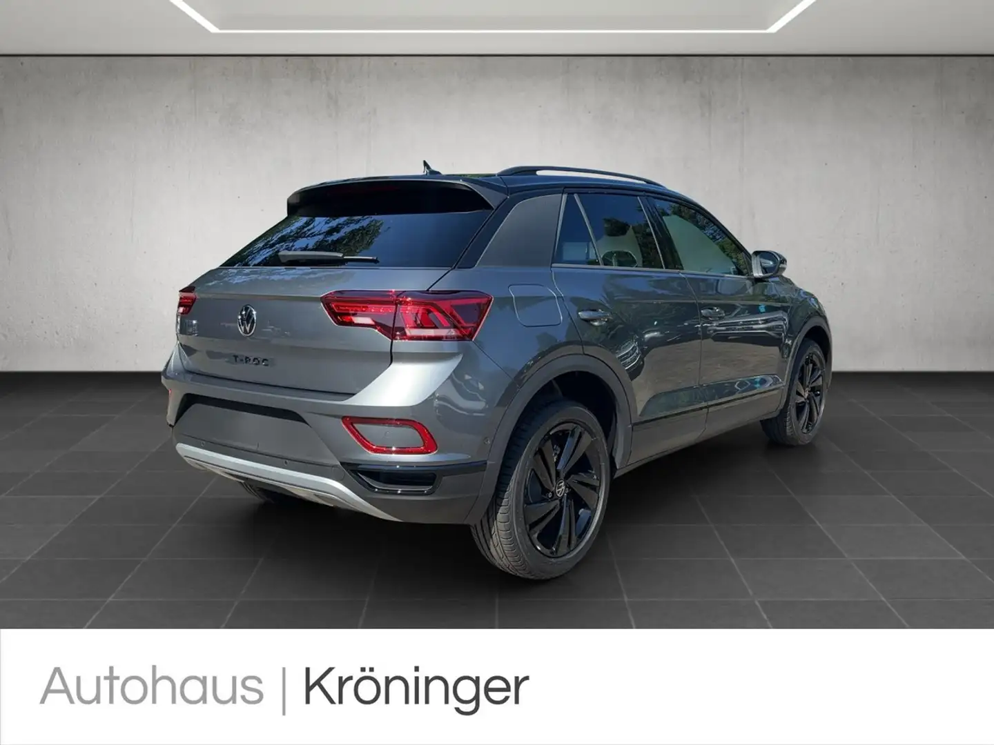 Volkswagen T-Roc Style 1.5 TSI DSG AHK Rück Business Schwarz - 2