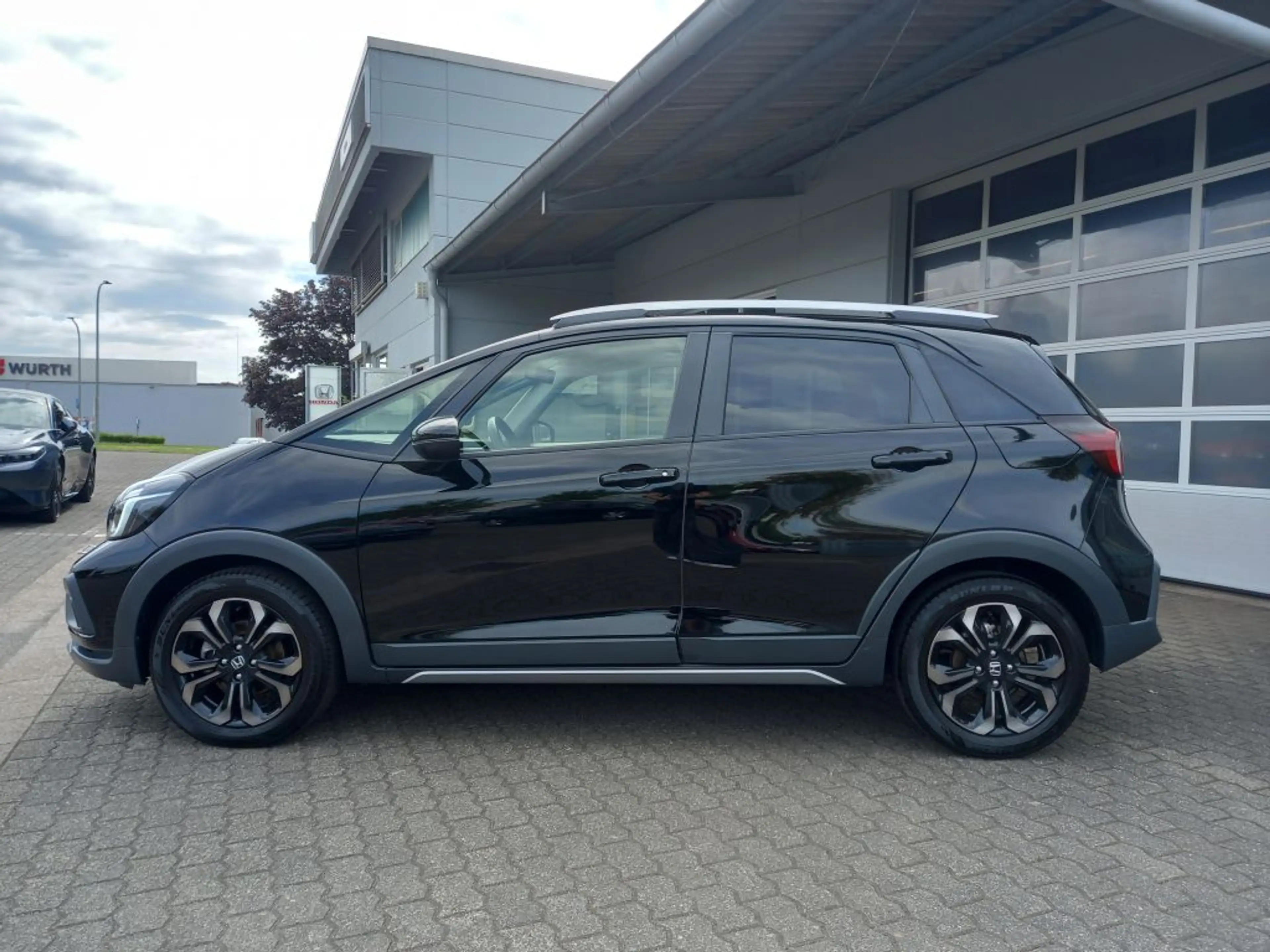 Honda Jazz e:HEV 1.5 i-MMD Hybrid Crosstar Advance — photo 2