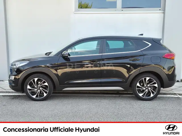 Hyundai Tucson view 3