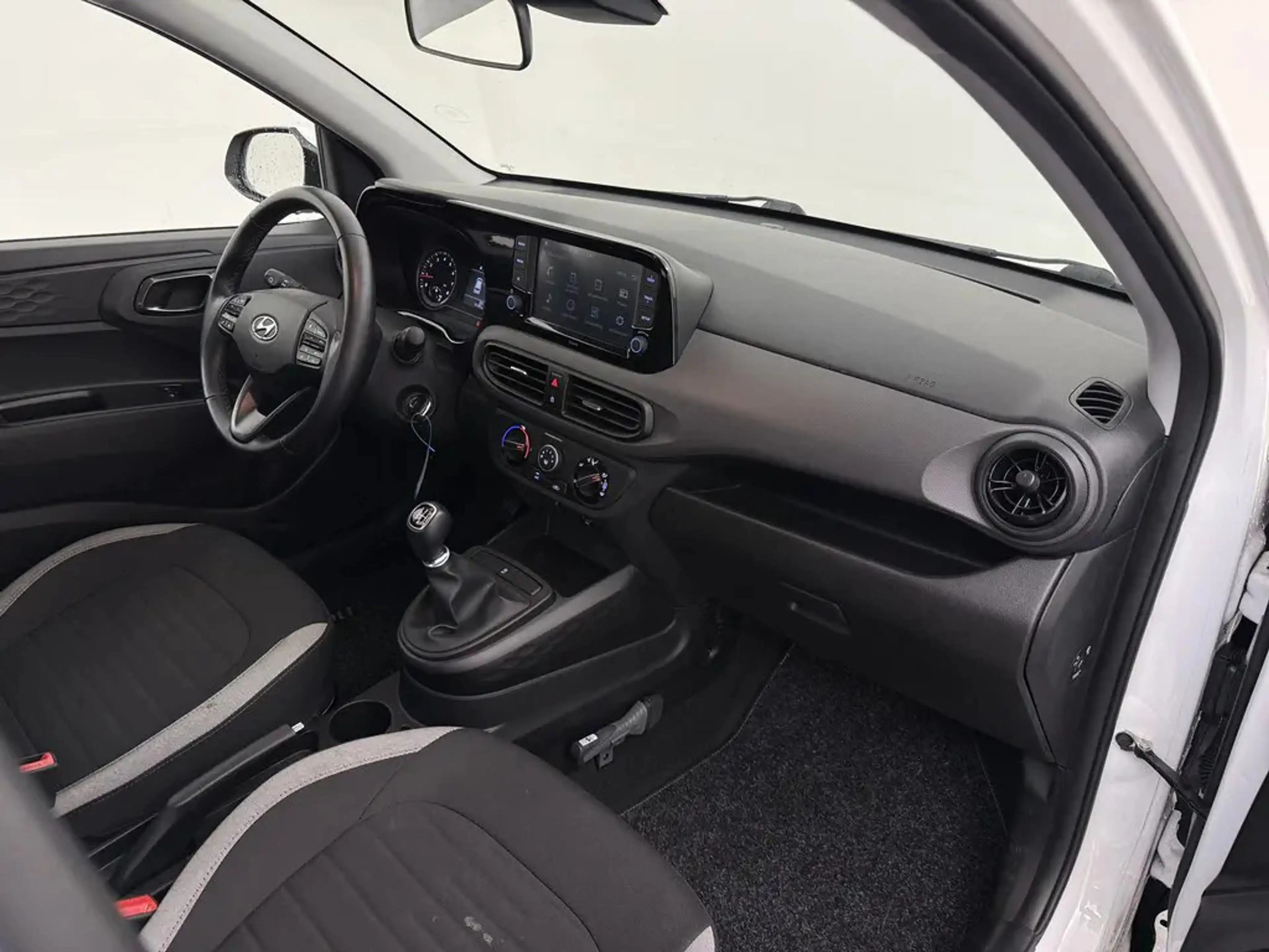 Hyundai i10 1.0 Comfort Compact, zuinig en verrassend compleet — photo 11