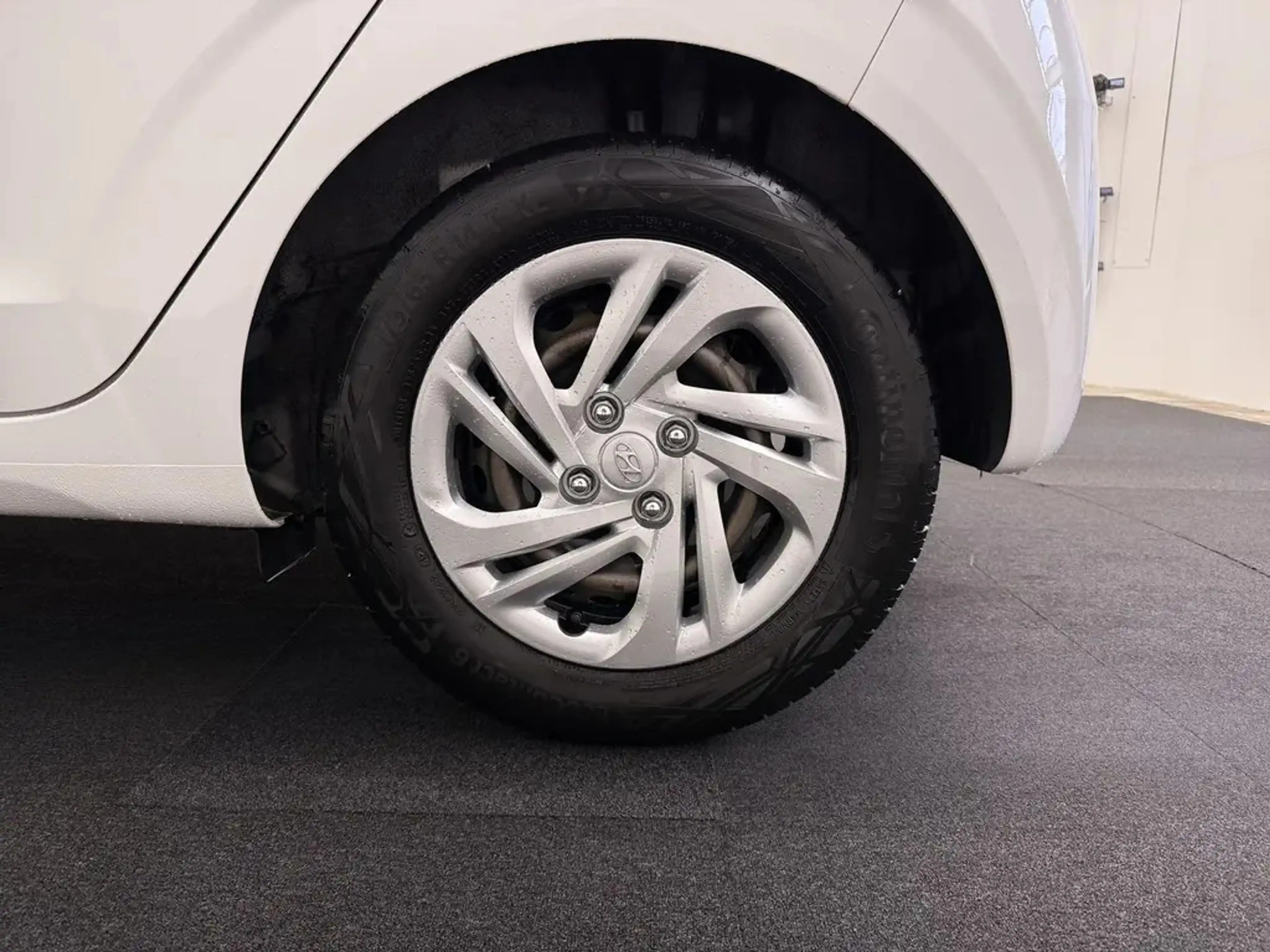 Hyundai i10 1.0 Comfort Compact, zuinig en verrassend compleet — photo 18