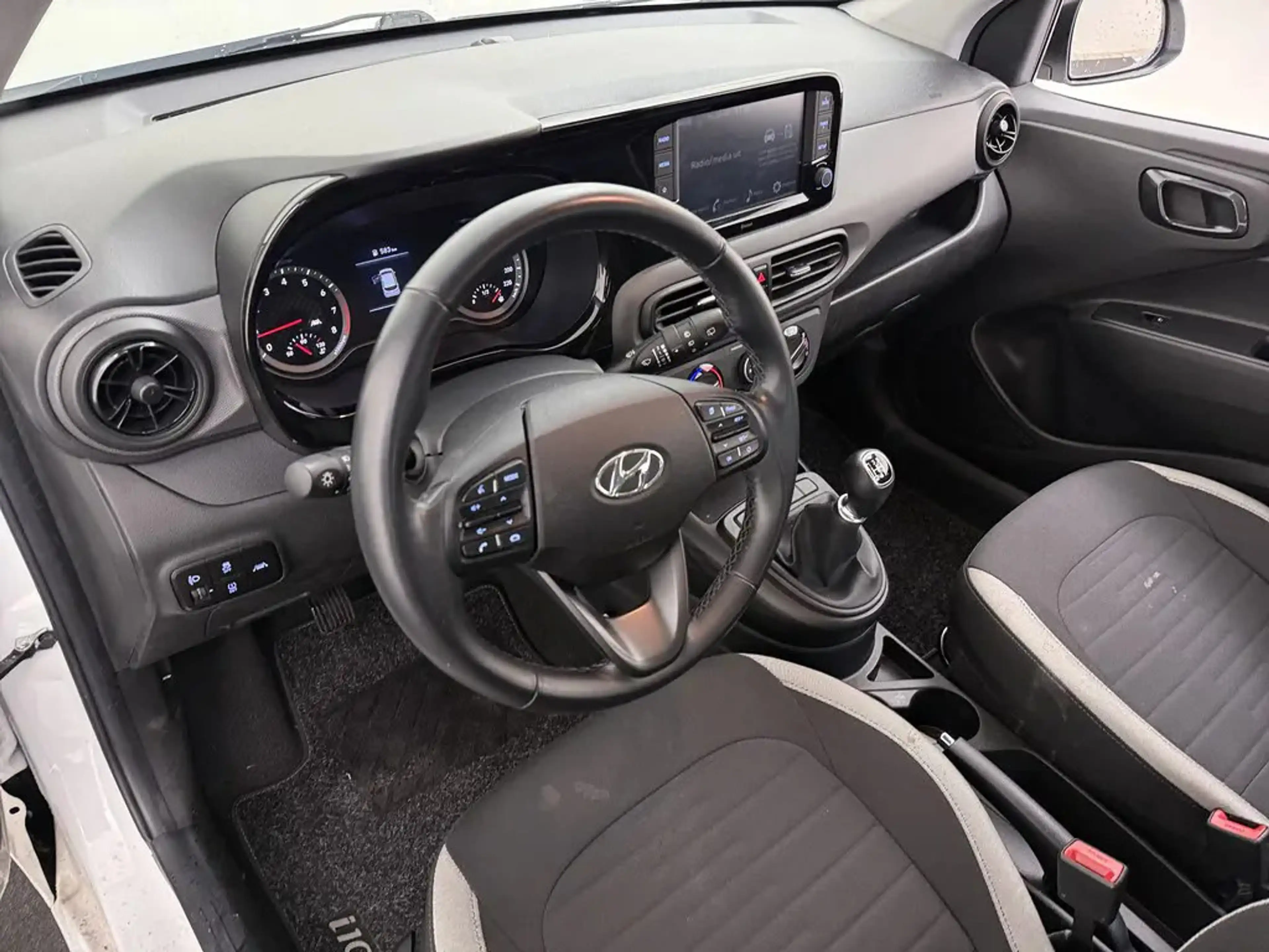 Hyundai i10 1.0 Comfort Compact, zuinig en verrassend compleet — photo 7