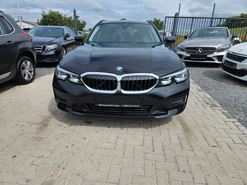 BMW 320 Baureihe 3 Touring 320 d xDrive Advantage — photo 7