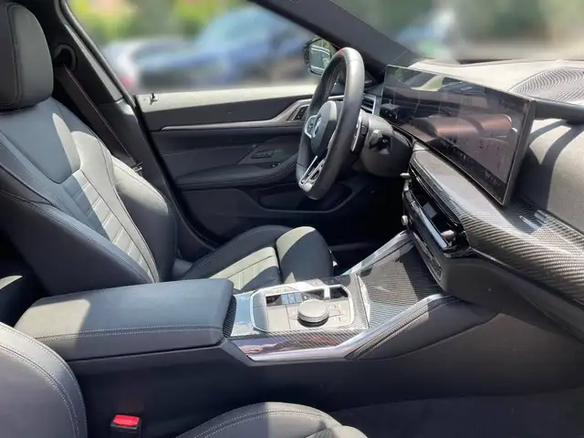 BMW M view 8