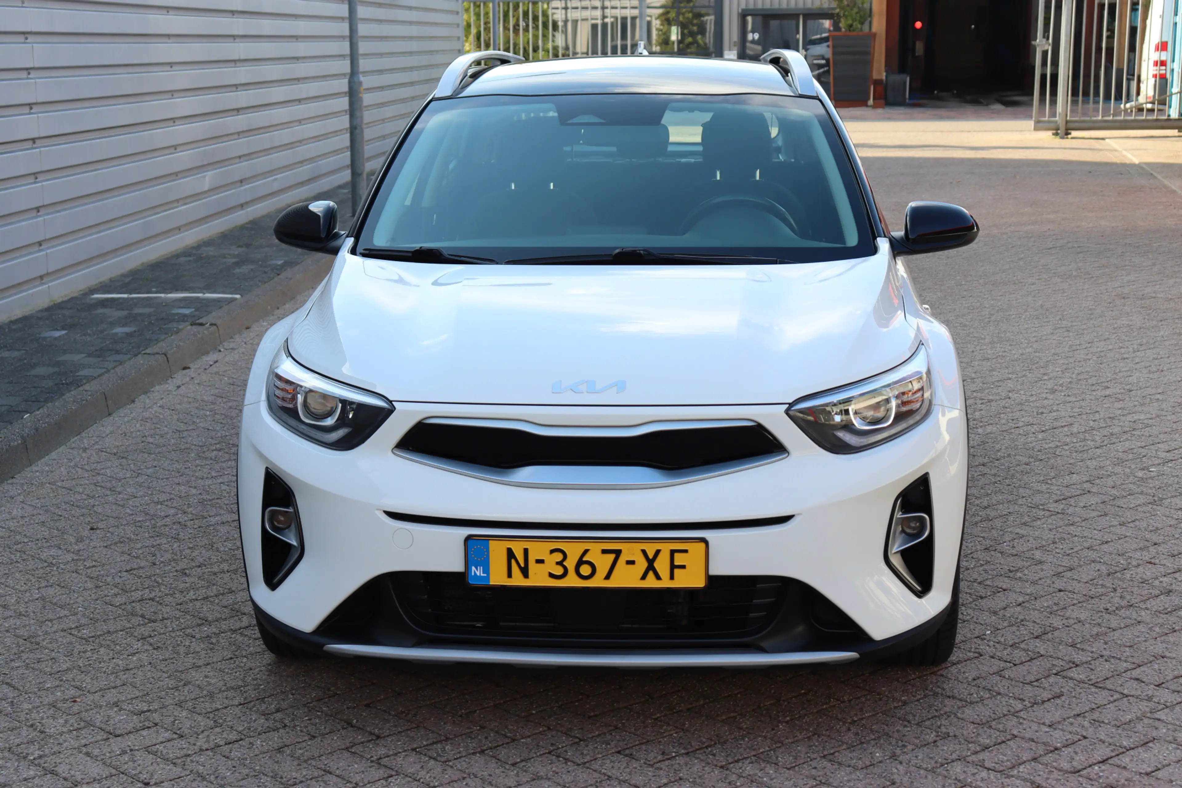 Kia Stonic 1.0 T-GDi MHEV DynamicLine O.a: Clima, Navi, Ad. C — photo 5