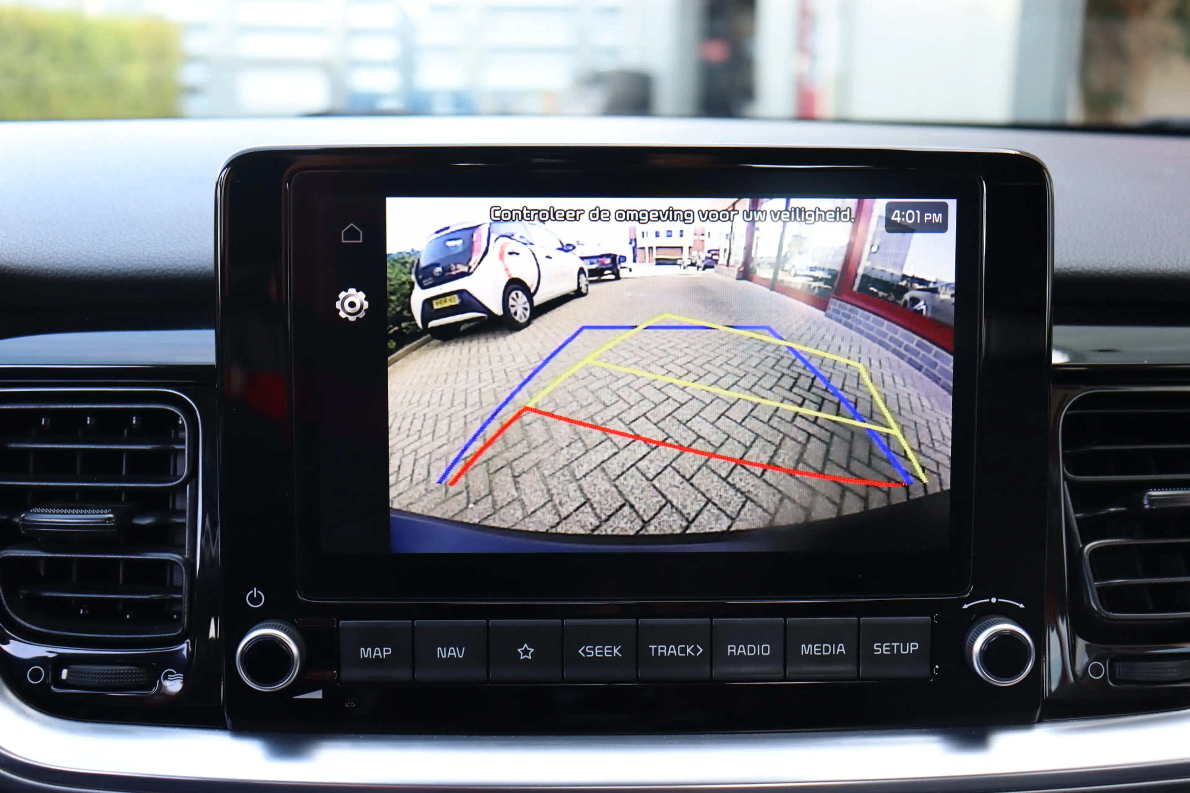 Kia Stonic 1.0 T-GDi MHEV DynamicLine O.a: Clima, Navi, Ad. C — photo 14