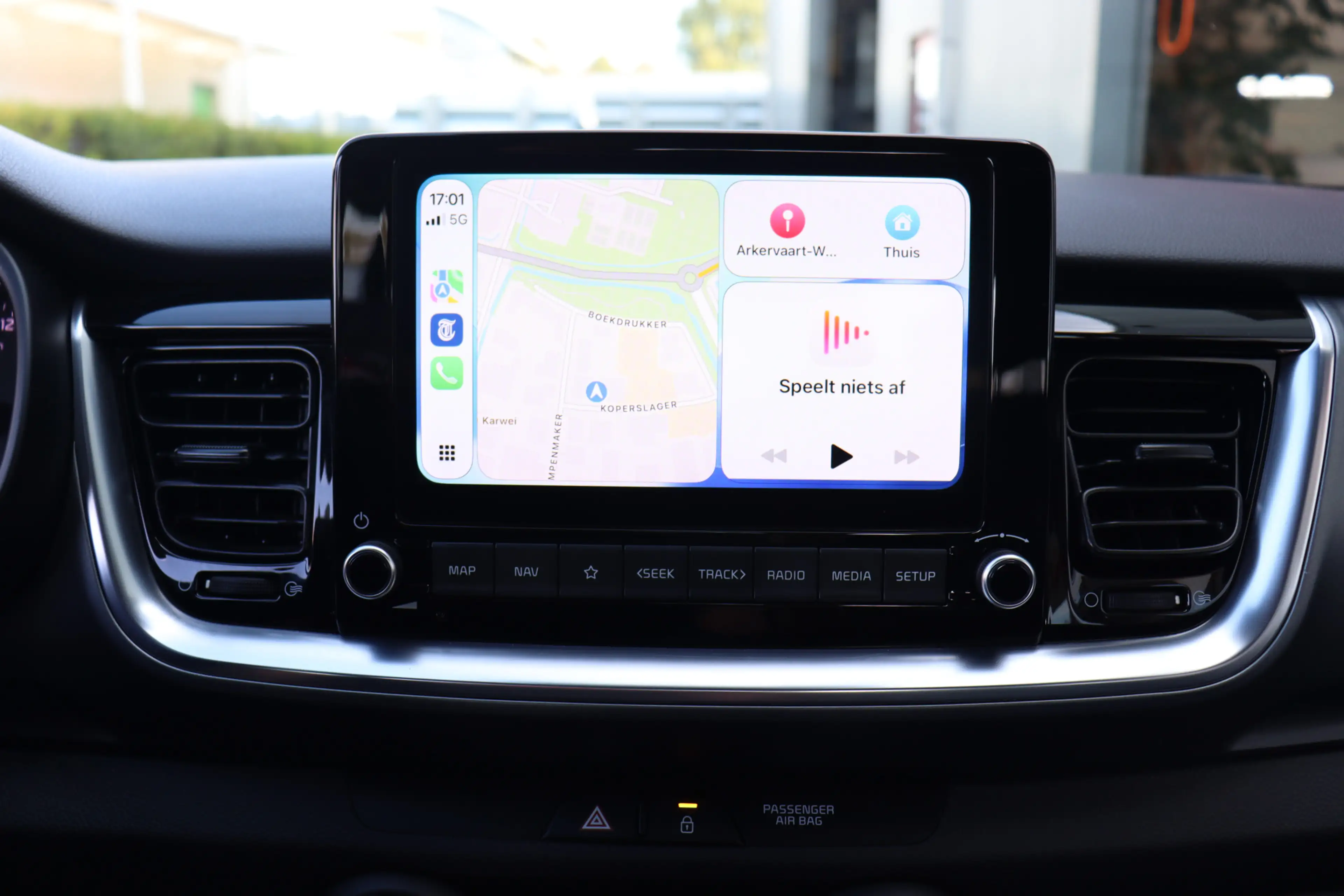 Kia Stonic 1.0 T-GDi MHEV DynamicLine O.a: Clima, Navi, Ad. C — photo 27