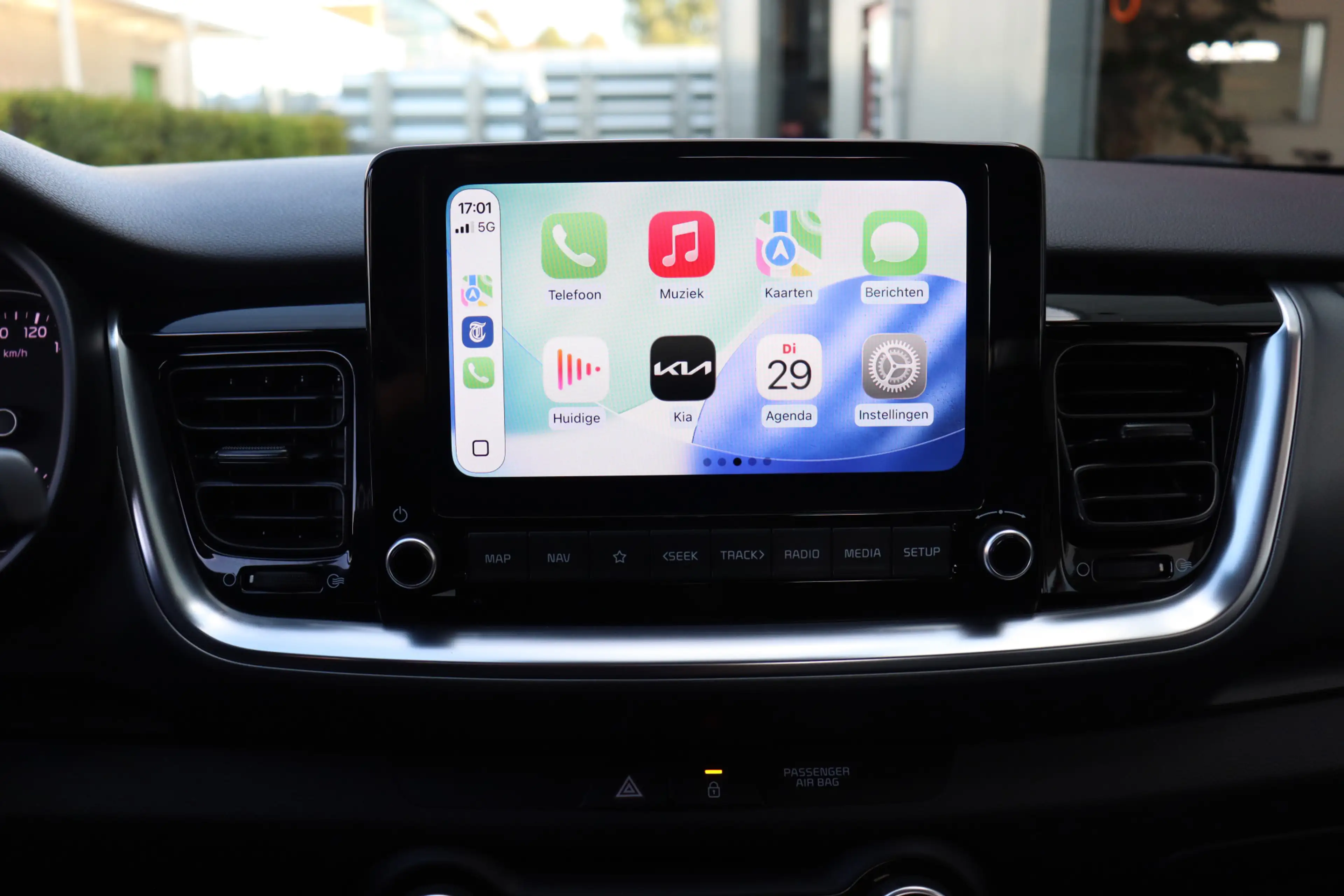 Kia Stonic 1.0 T-GDi MHEV DynamicLine O.a: Clima, Navi, Ad. C — photo 16