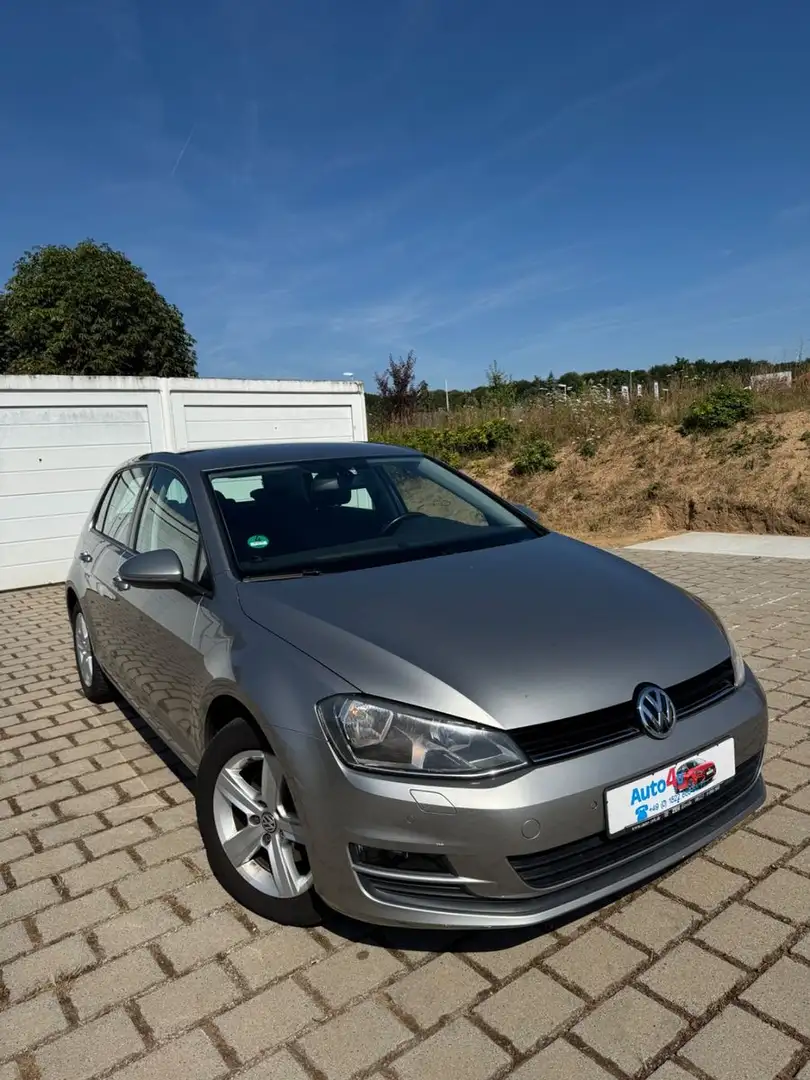 Volkswagen Golf VII 1.4 Comfortline 140PS DSG-Automatik pdc Silber - 2
