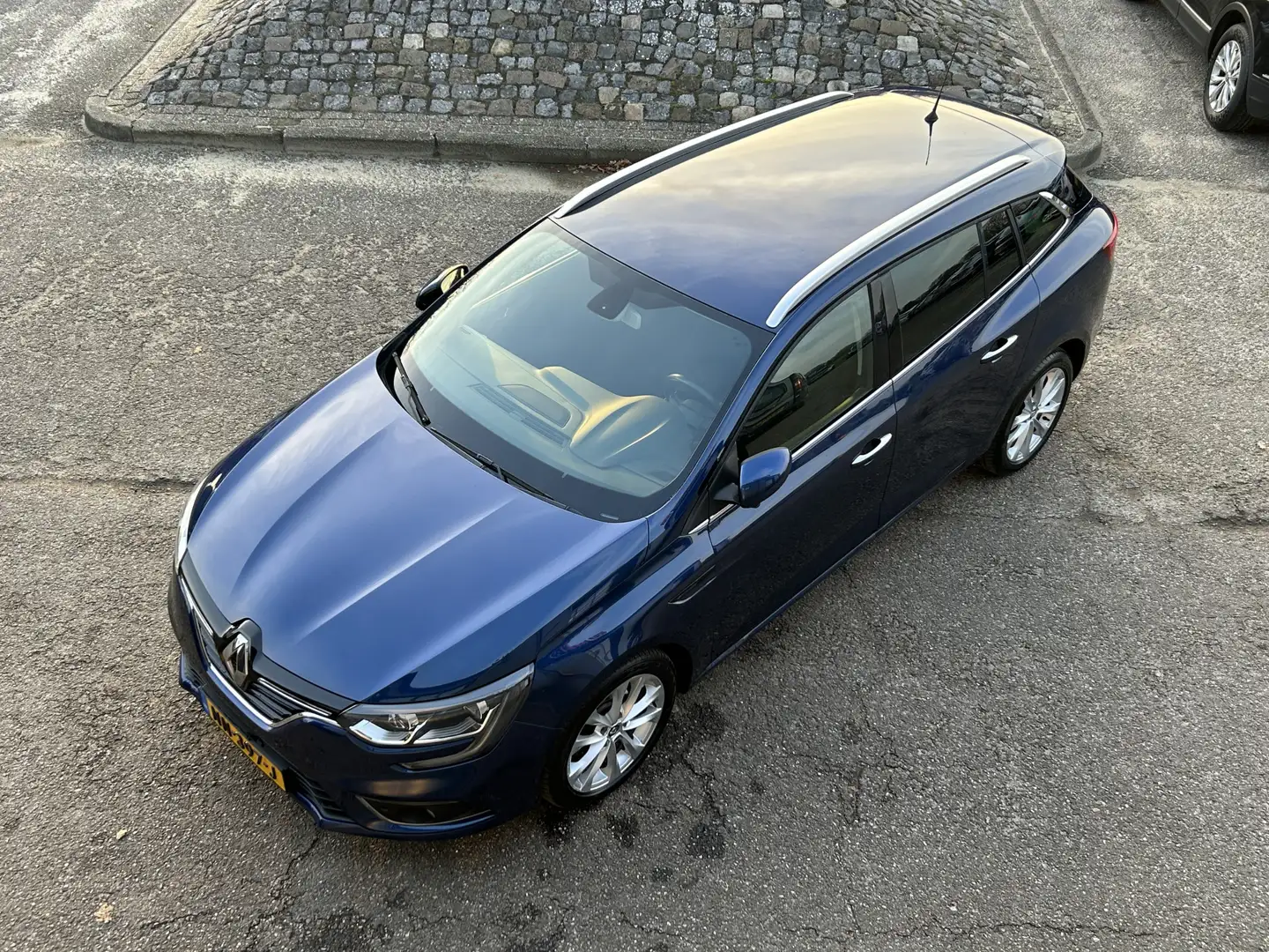 Renault Megane Estate 1.2 TCe Zen LED NAVI CRUISE ECC Bleu - 2