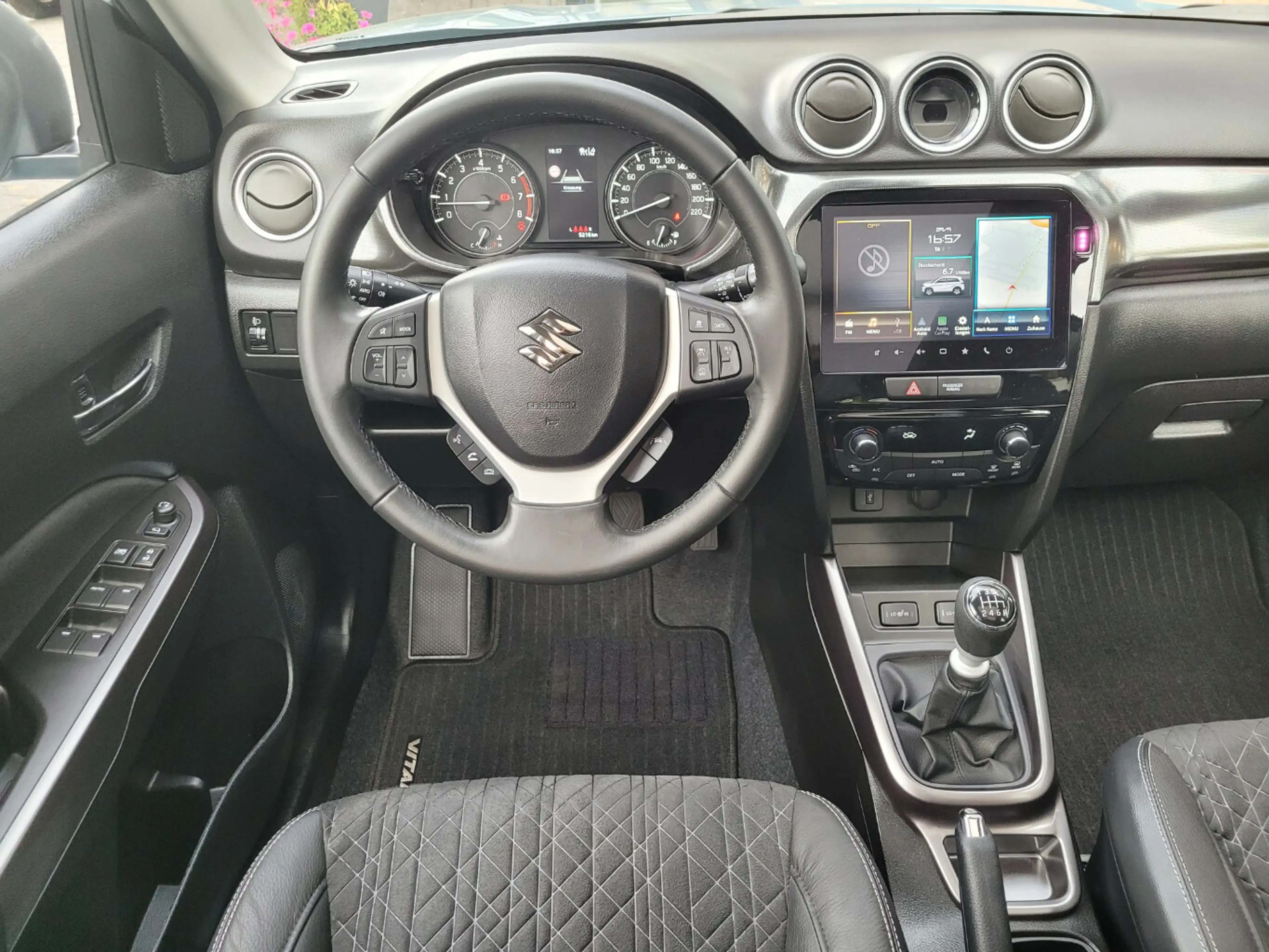Suzuki Vitara 1.4 Mild-Hybrid Comfort+ 4x2*nur 5.200km*Pano*ACC* — photo 12
