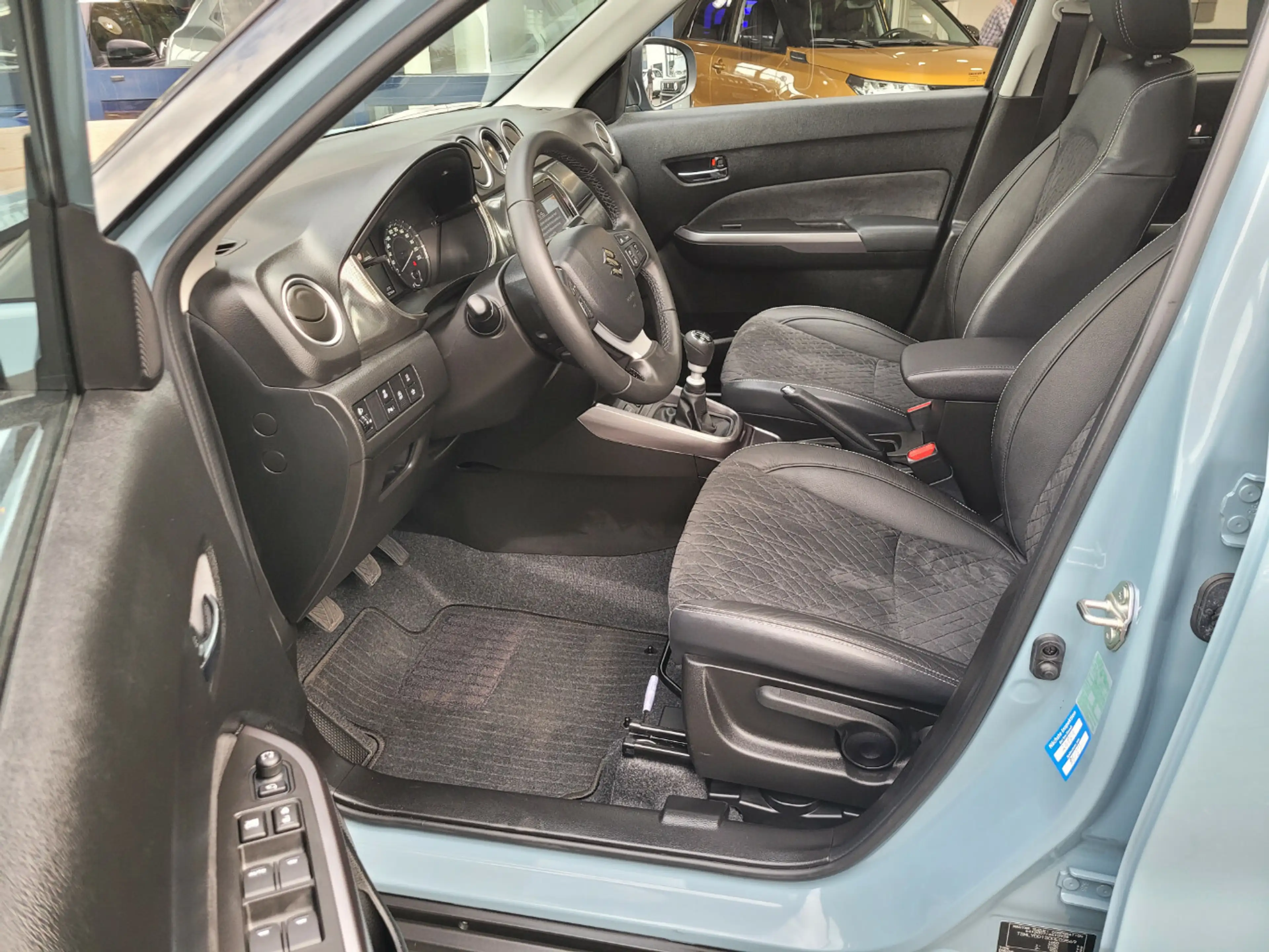Suzuki Vitara 1.4 Mild-Hybrid Comfort+ 4x2*nur 5.200km*Pano*ACC* — photo 9