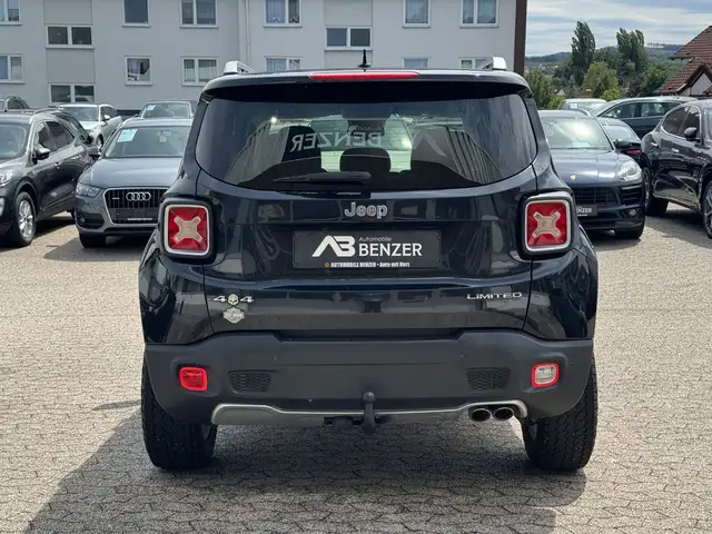 Jeep Renegade view 6