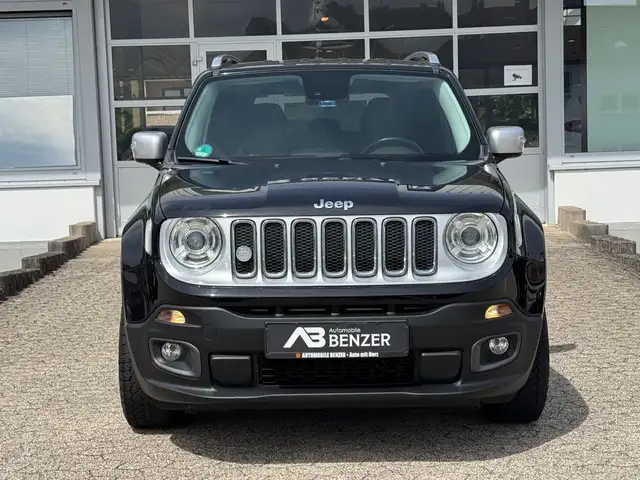 Jeep Renegade view 2
