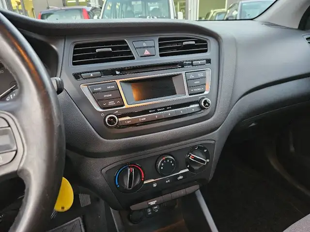 Hyundai I20 view 13